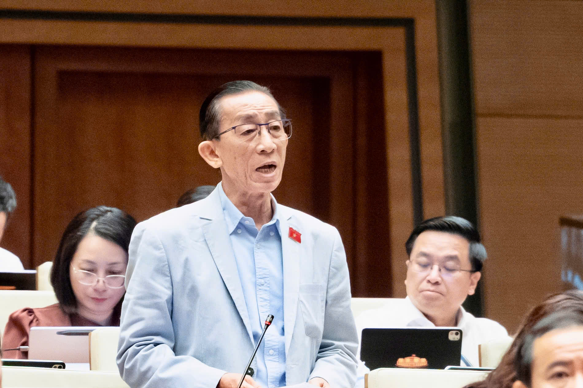 Đại biểu đề nghị kiểm so&aacute;t chặt rủi ro khi ng&acirc;n h&agrave;ng quản l&yacute; t&agrave;i sản bảo đảm tr&aacute;i phiếu - Ảnh 1.