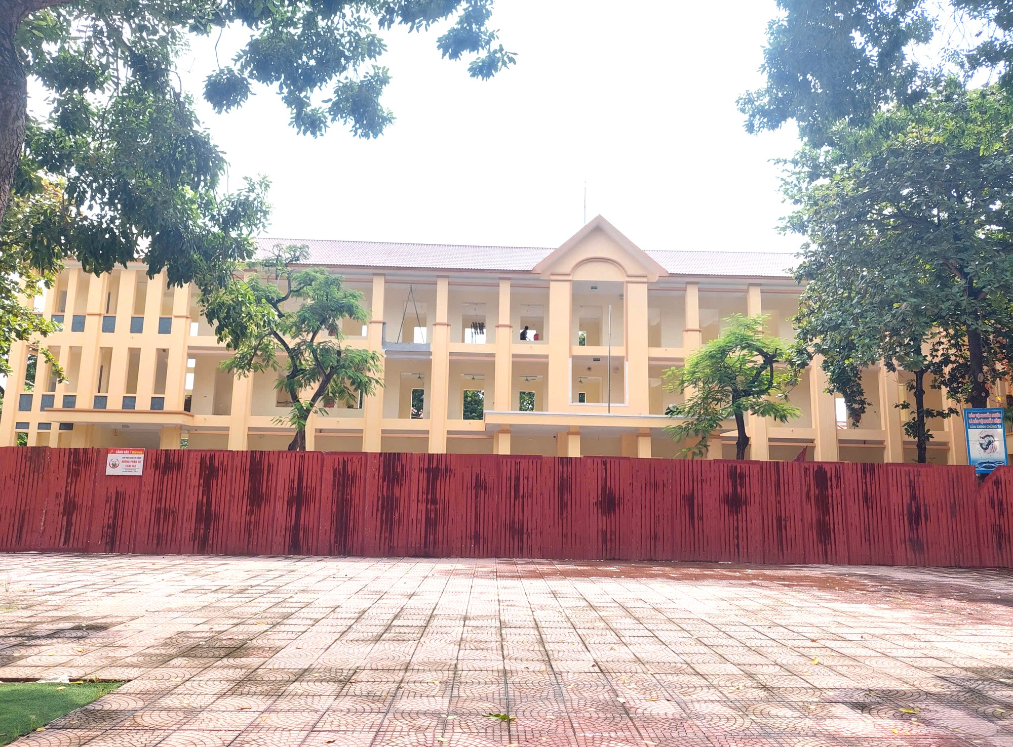 Ph&uacute; Thọ đẩy nhanh c&aacute;c dự &aacute;n trường học, sẵn s&agrave;ng cho năm học mới 2026 - 2027 - Ảnh 5.