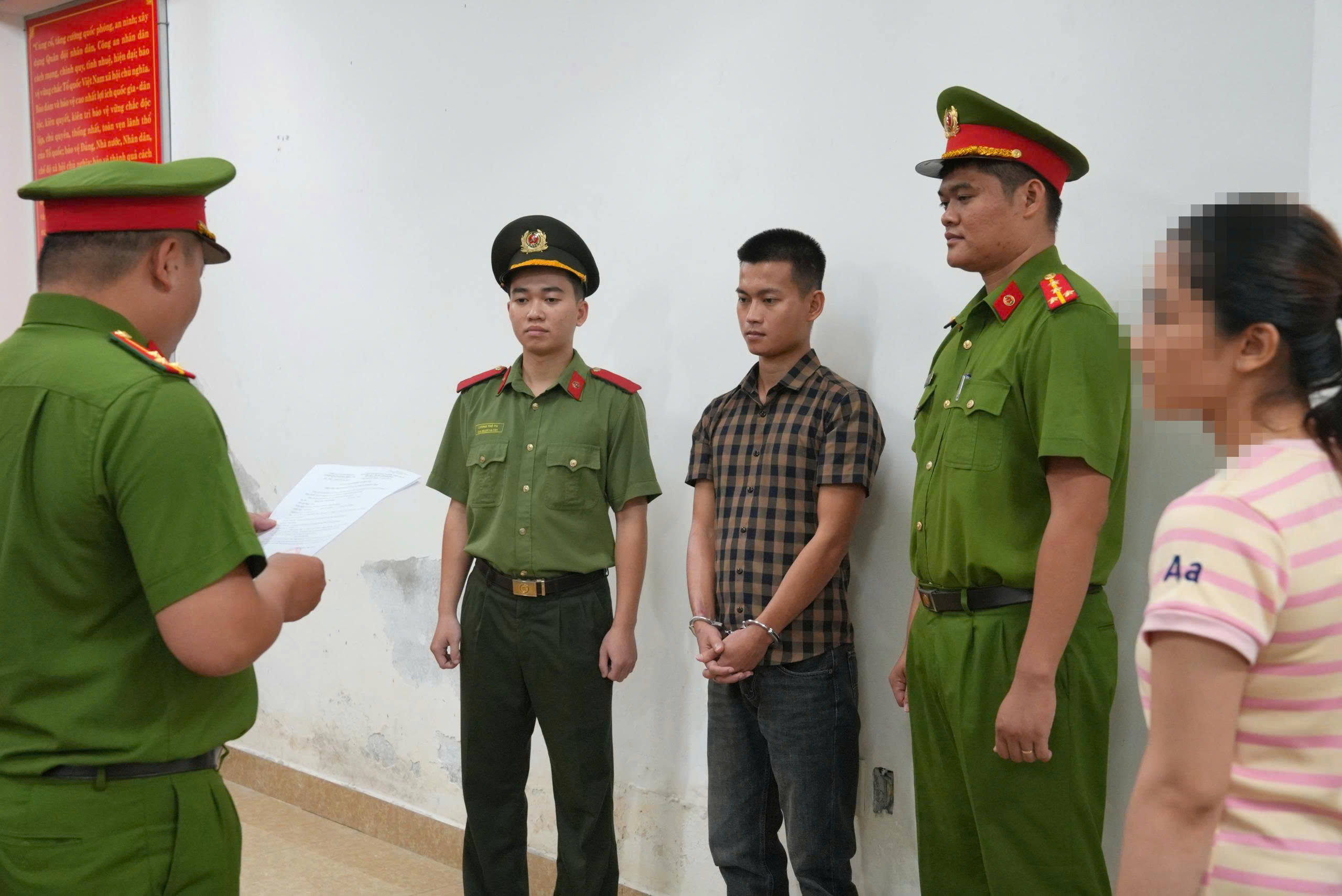 Huế: Khởi tố đối tượng l&aacute;i xe dương t&iacute;nh ma t&uacute;y g&acirc;y tai nạn chết người- Ảnh 1.