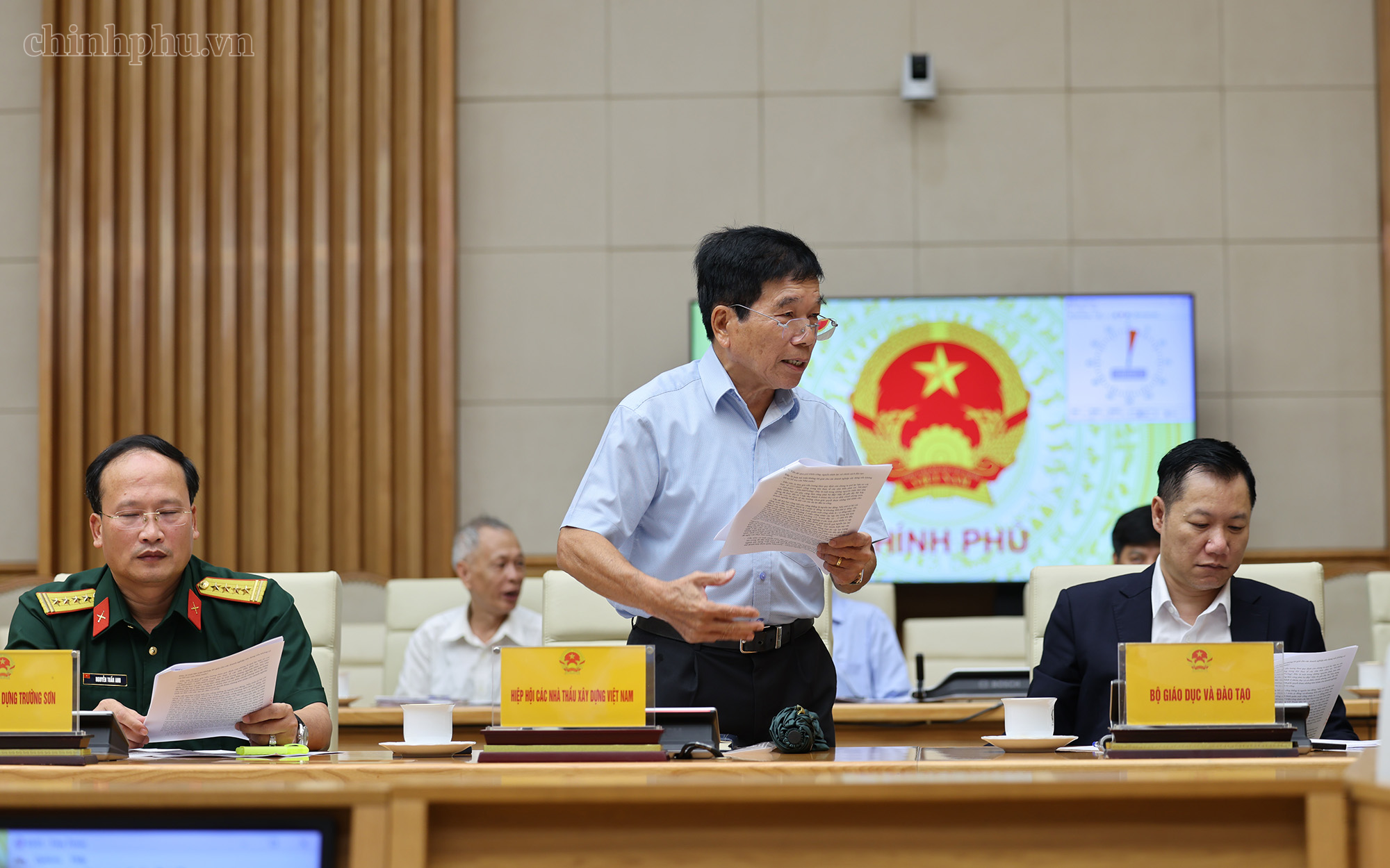 Ph&oacute; Thủ tướng Thường trực y&ecirc;u cầu xử l&yacute; thực chất c&aacute;c kiến nghị của doanh nghiệp x&acirc;y dựng- Ảnh 3.