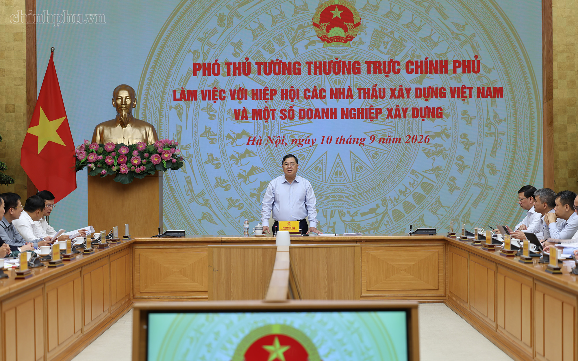 Ph&oacute; Thủ tướng Thường trực y&ecirc;u cầu xử l&yacute; thực chất c&aacute;c kiến nghị của doanh nghiệp x&acirc;y dựng- Ảnh 12.