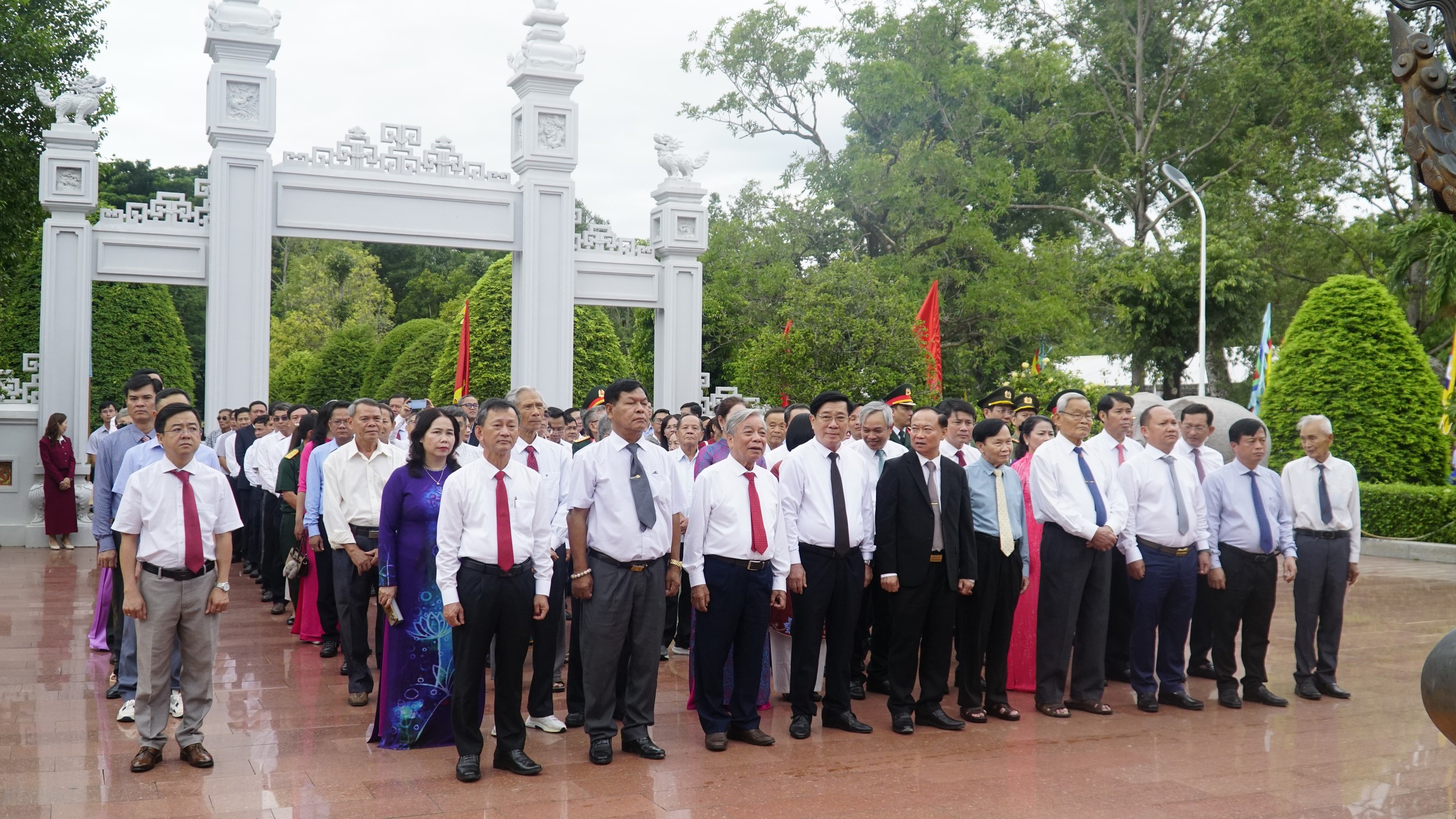 Linh thiêng lễ giỗ Hoàng đế Quang Trung - Nguyễn Huệ lần thứ 234- Ảnh 12.