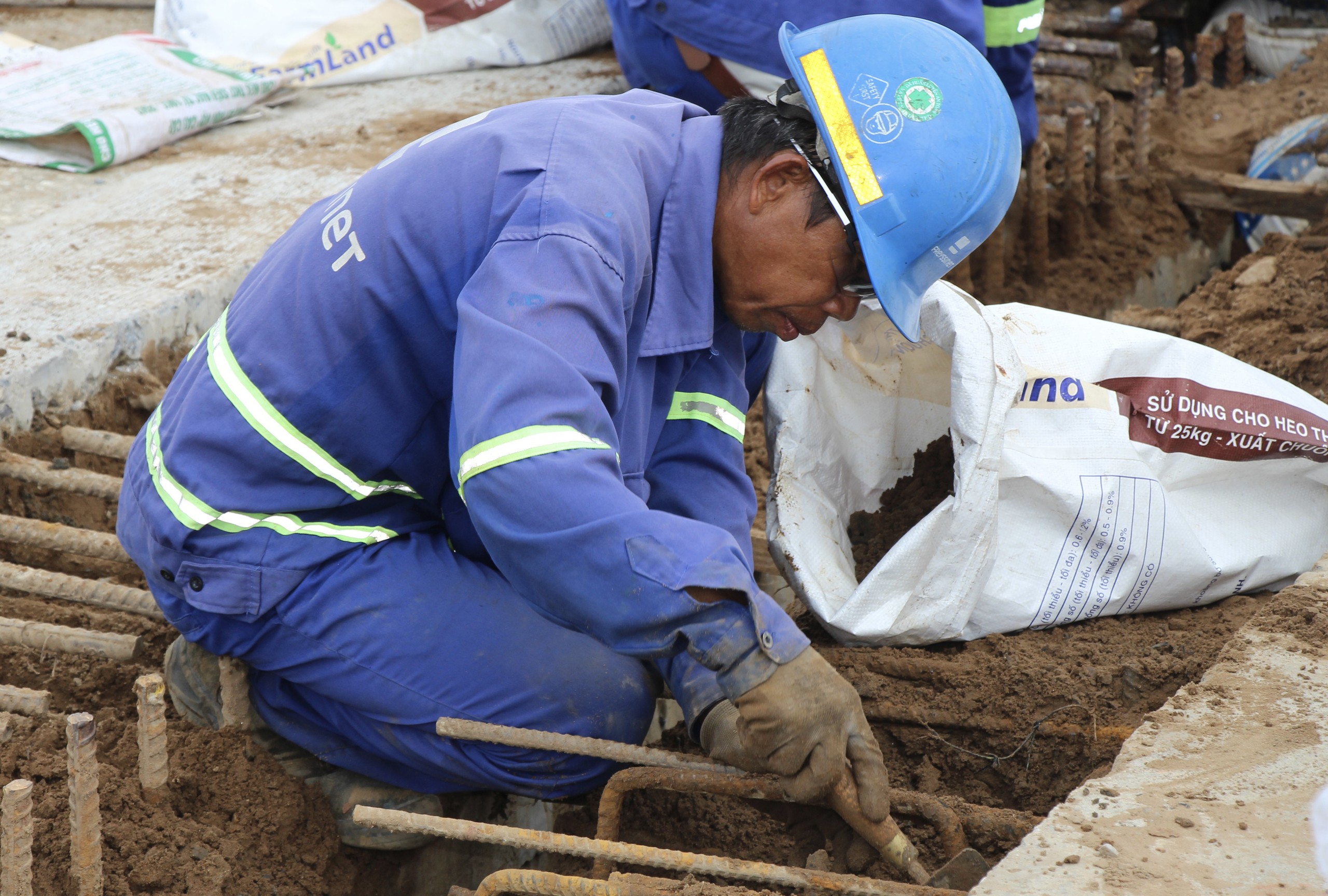 Cầu Phước Kh&aacute;nh nối Đồng Nai - TP.HCM tăng tốc thi c&ocirc;ng để đưa v&agrave;o khai th&aacute;c cuối th&aacute;ng 9- Ảnh 6.