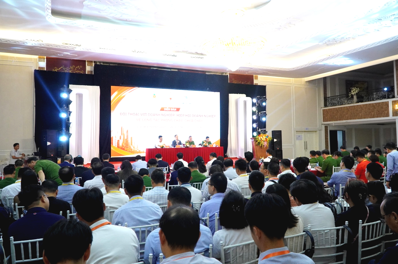 Tăng cường kết nối với doanh nghiệp trong phòng cháy, chữa cháy- Ảnh 3.