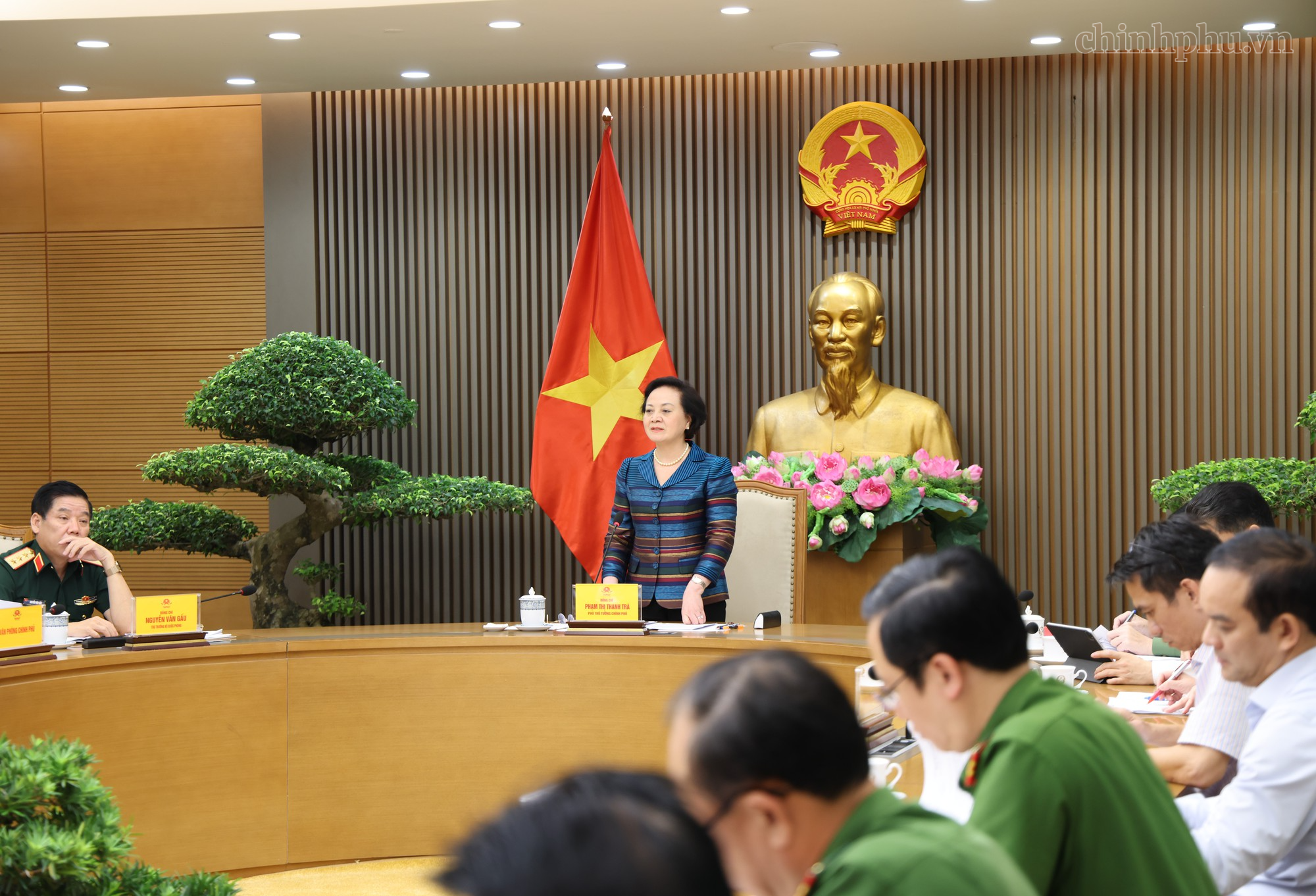Phó Thủ tướng Phạm Thị Thanh Trà: Tháo gỡ điểm nghẽn, đẩy nhanh giám định ADN hài cốt liệt sĩ - Ảnh 1.