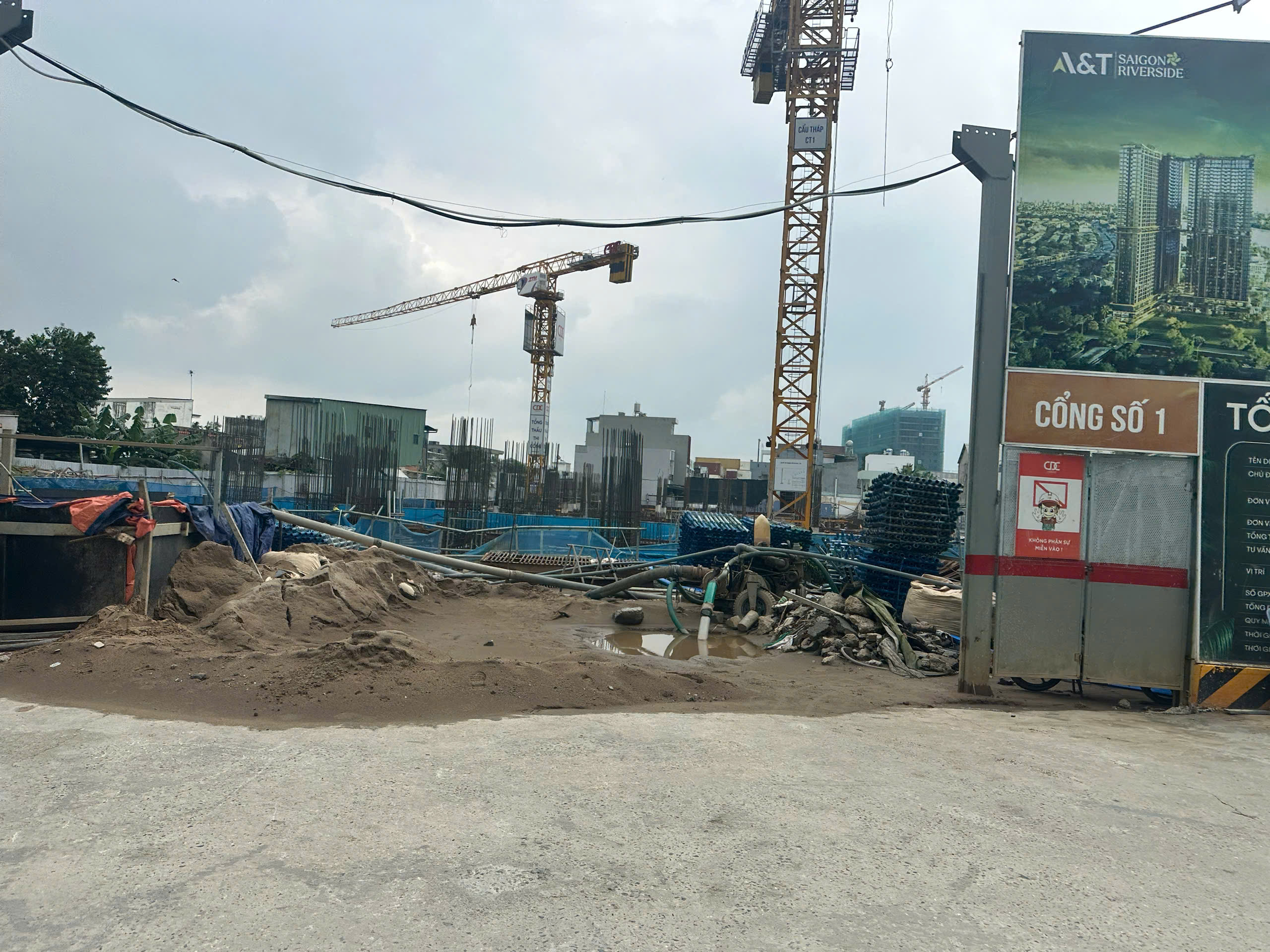 Nhiều nhà dân nứt toác dự án A&T Saigon Riverside: Chủ đầu tư nhận trách nhiệm - Ảnh 7.