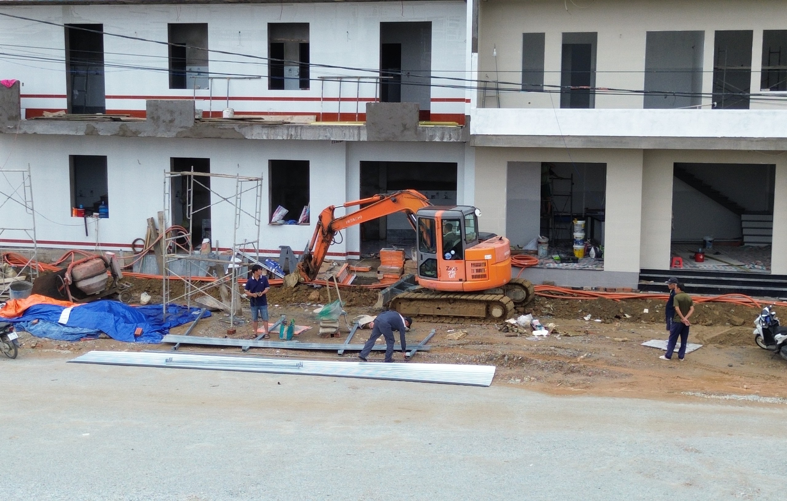 Tuyến đường 100 tỷ đồng nối cầu vượt s&ocirc;ng Hương ở Huế c&oacute; ho&agrave;n th&agrave;nh đ&uacute;ng tiến độ?- Ảnh 11.