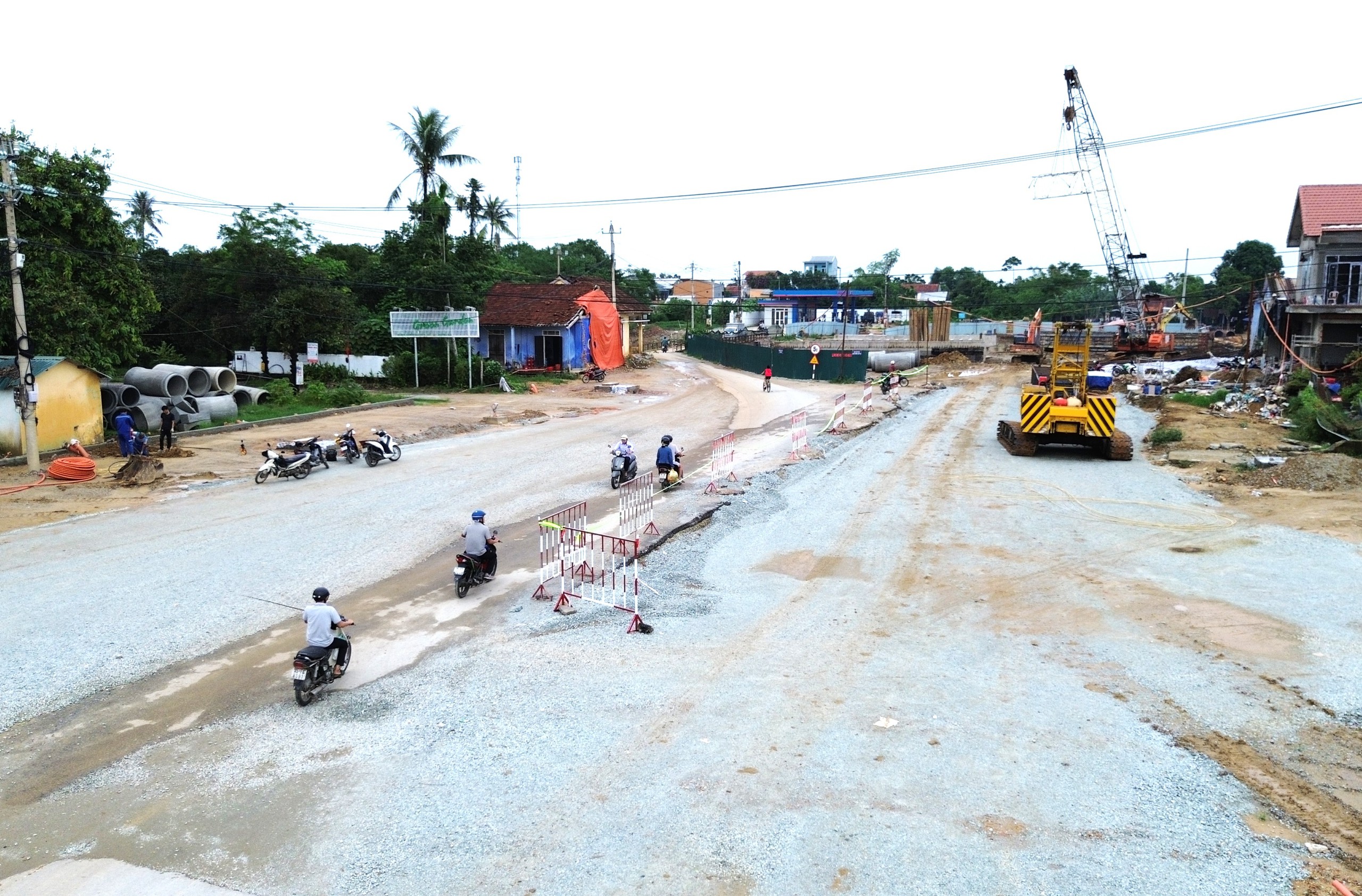 Tuyến đường 100 tỷ đồng nối cầu vượt s&ocirc;ng Hương ở Huế c&oacute; ho&agrave;n th&agrave;nh đ&uacute;ng tiến độ?- Ảnh 14.