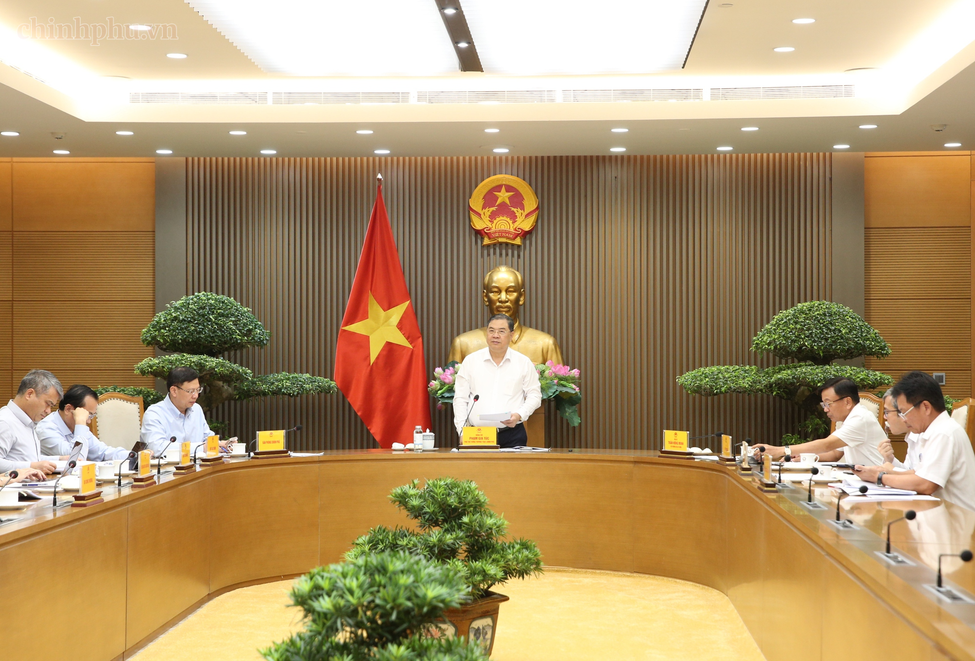 Ph&oacute; Thủ tướng Thường trực cho &yacute; kiến về chủ trương đầu tư Tổ hợp C&ocirc;ng nghiệp đường sắt- Ảnh 1.