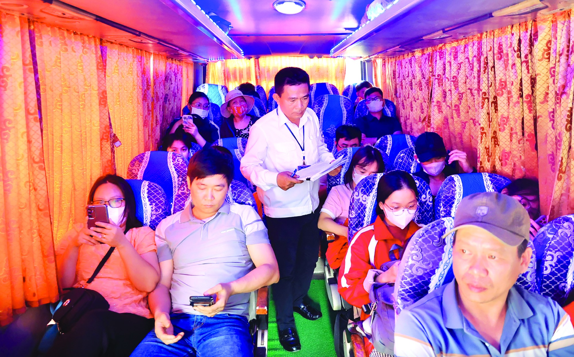 L&aacute;i xe kinh doanh vận tải &ldquo;học để h&agrave;nh nghề&rdquo; - Ảnh 1.
