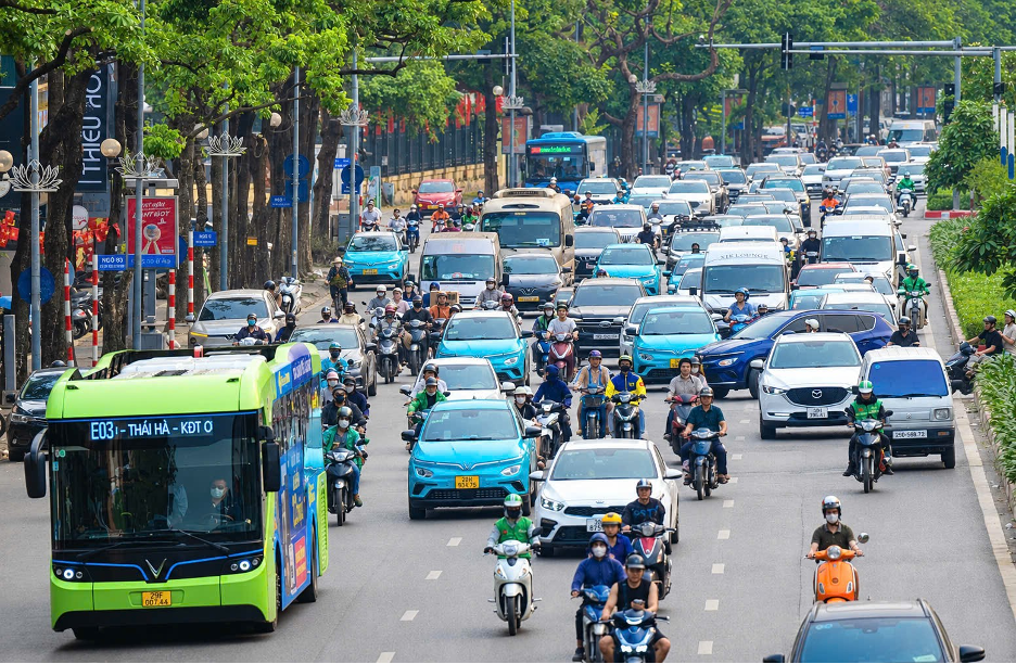Cách lái ô tô điện trong phố tiết kiệm pin nhất- Ảnh 2.