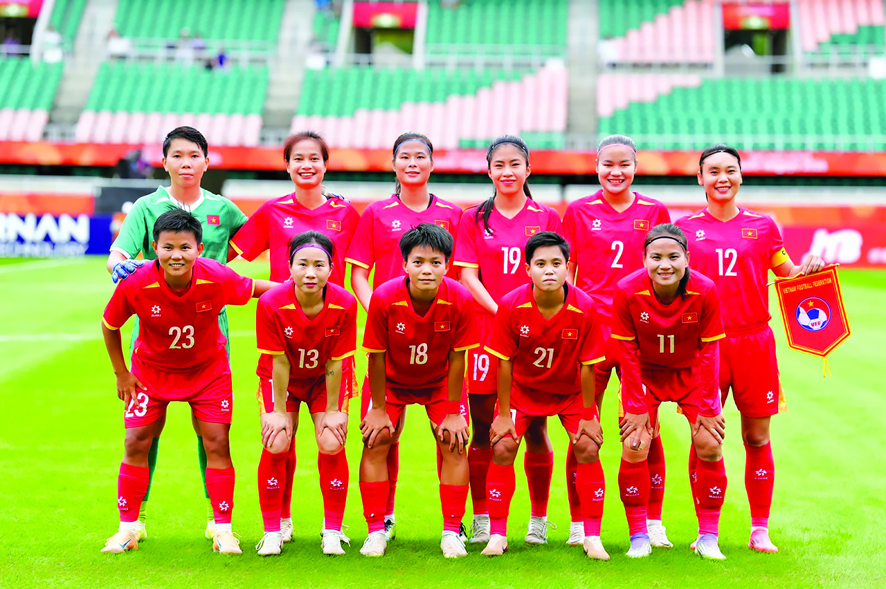 ASIAD 20: Cửa tứ kết vẫn c&ograve;n với tuyển nữ Việt Nam - Ảnh 1.