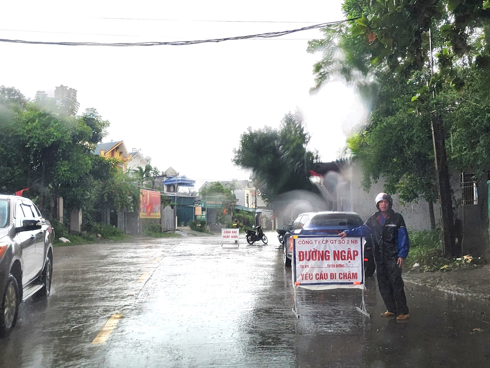 Ninh B&igrave;nh chủ động ứng ph&oacute; mưa lớn, bảo đảm an to&agrave;n giao th&ocirc;ng- Ảnh 3.