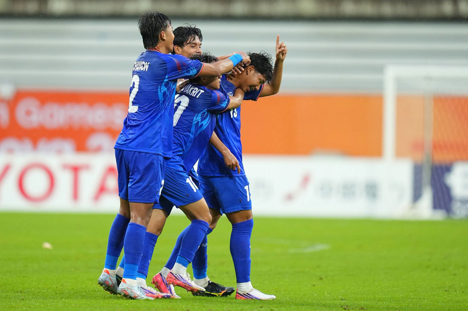 ASIAD 20: U23 Thái Lan ngược dòng khó tin trước Kyrgyzstan- Ảnh 1.