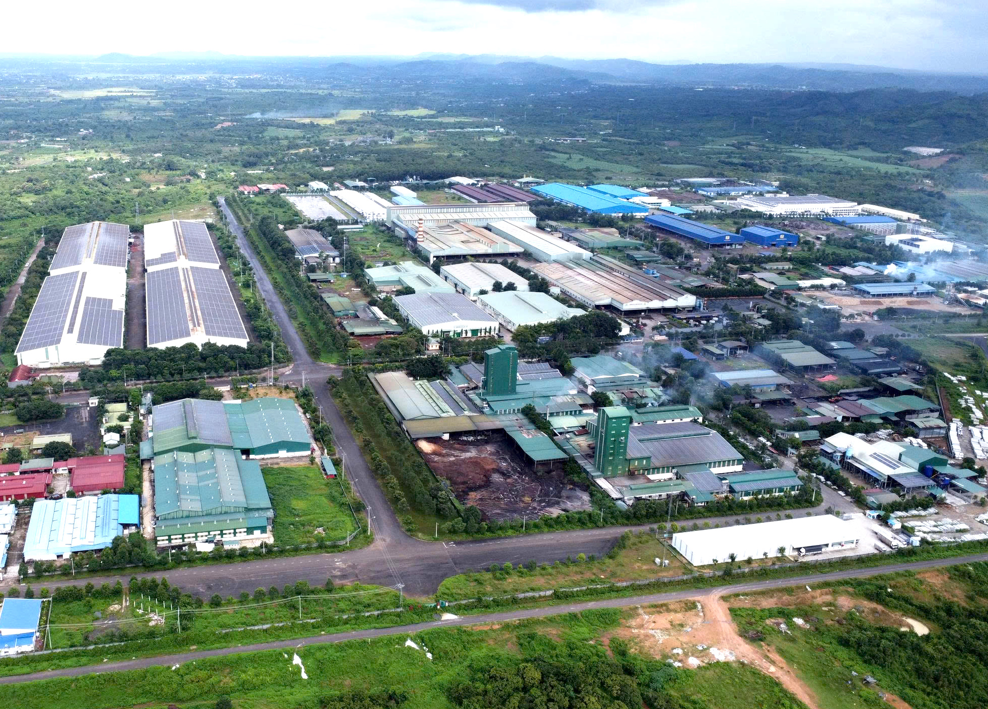 Đắk Lắk: Giải quyết thủ tục cụm c&ocirc;ng nghiệp trong 28 ng&agrave;y theo &ldquo;luồng xanh&rdquo;- Ảnh 1.