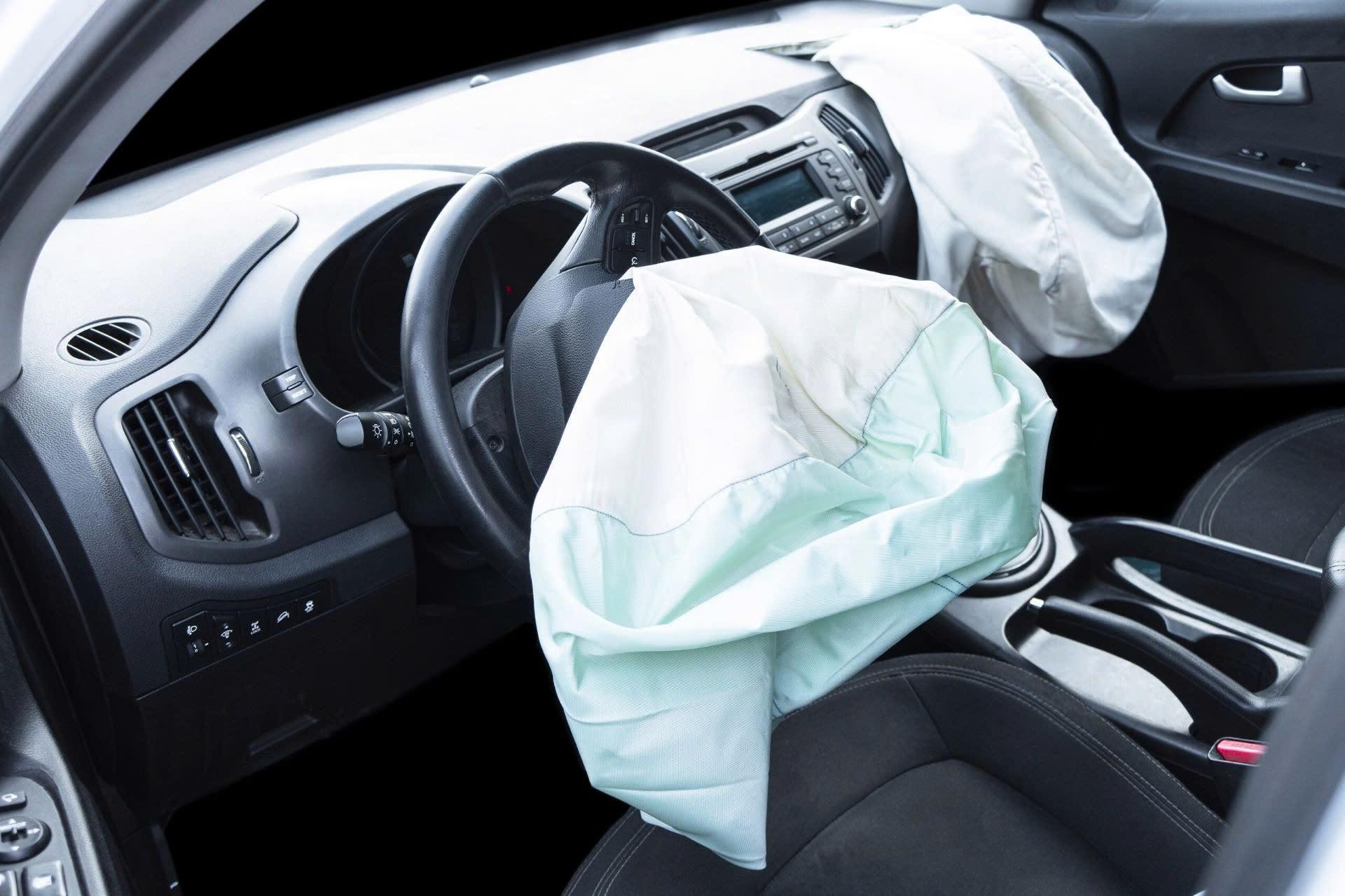 Thông tư 30/2026 siết quy định đăng kiểm: Chủ xe cần khắc phục sớm lỗi túi khí Takata- Ảnh 1.