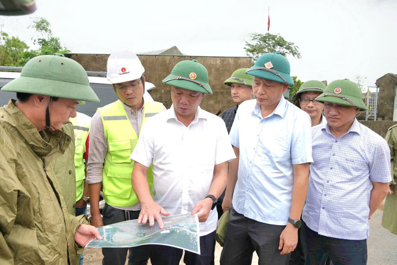H&agrave; Tĩnh: N&acirc;ng cao nhận thức v&agrave; kỹ năng ph&ograve;ng chống thi&ecirc;n tai cho người d&acirc;n- Ảnh 1.
