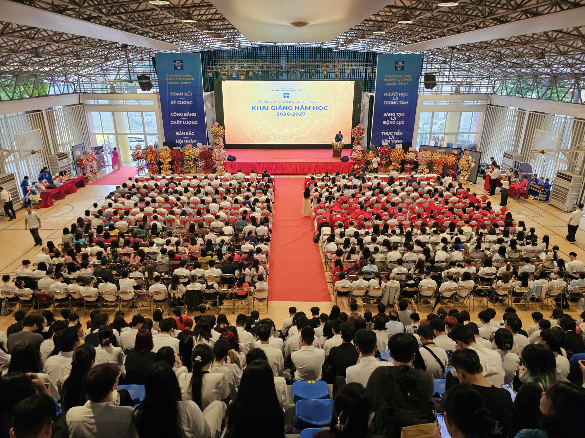 Trường Đại học Kiến tr&uacute;c H&agrave; Nội đổi mới quản trị, đẩy mạnh hợp t&aacute;c quốc tế - Ảnh 4.