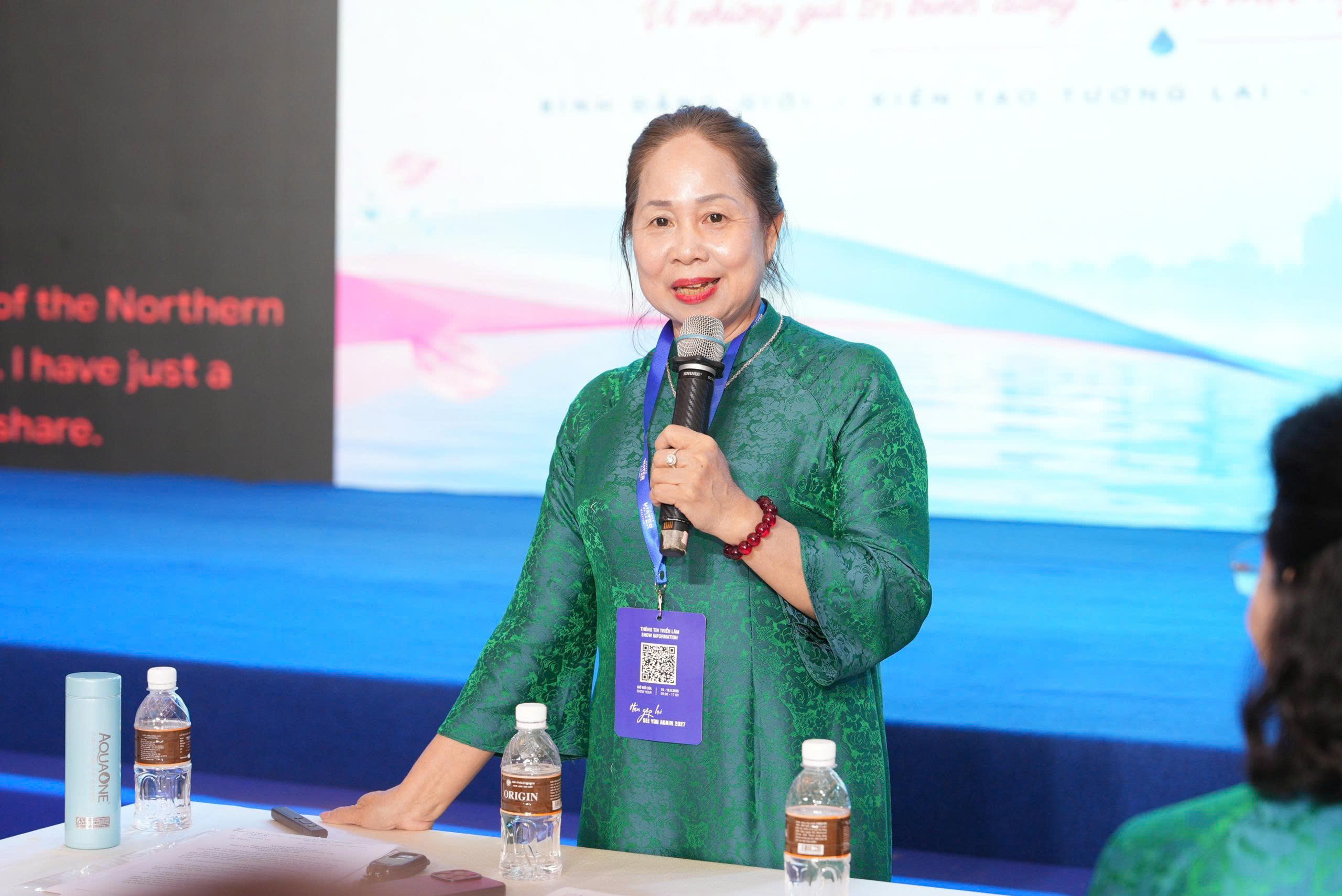 Thu hẹp khoảng cách giới, phát huy vai trò nữ lãnh đạo ngành Nước - Ảnh 3.