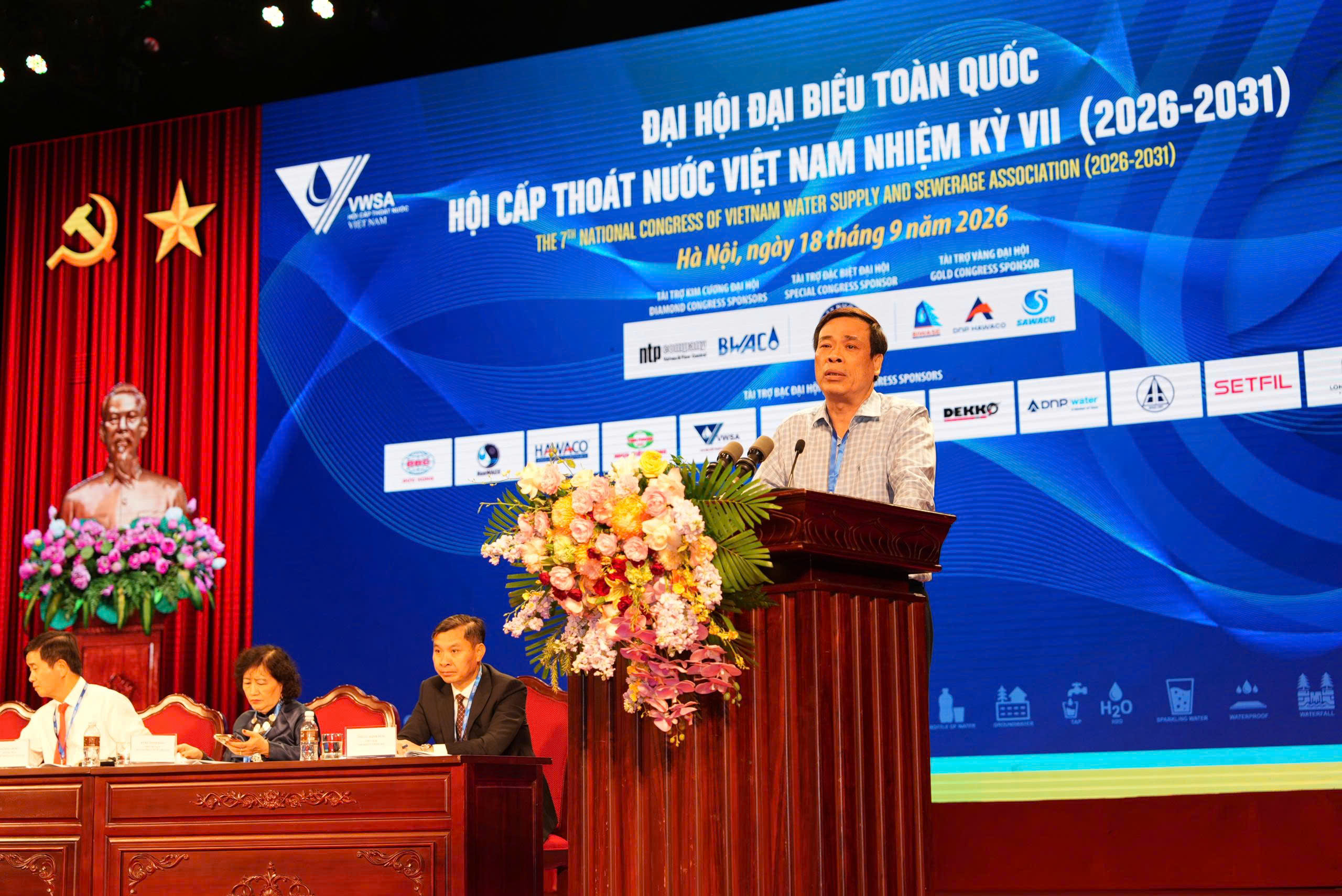 Doanh nghiệp đề xuất sớm ho&agrave;n thiện h&agrave;nh lang ph&aacute;p l&yacute; ng&agrave;nh Nước - Ảnh 3.