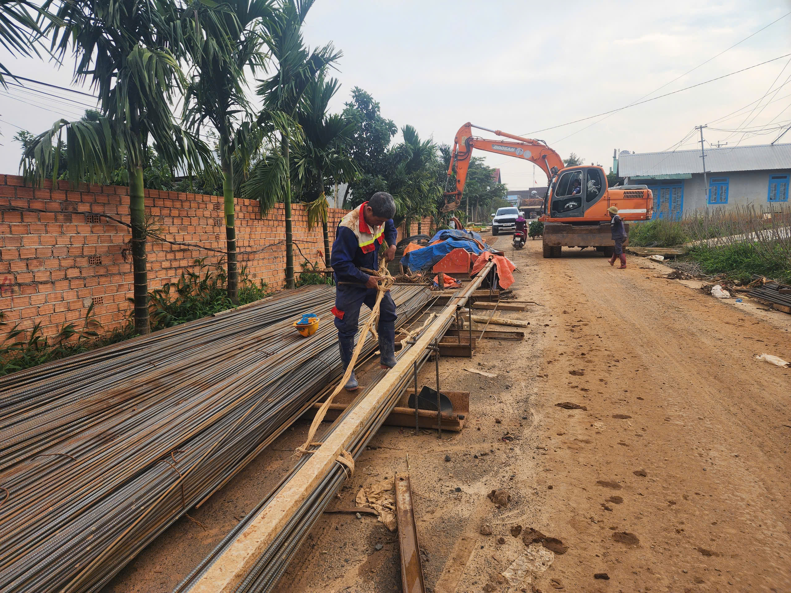 Lâm Đồng: Những chiếc cầu về đích sớm - Ảnh 2.