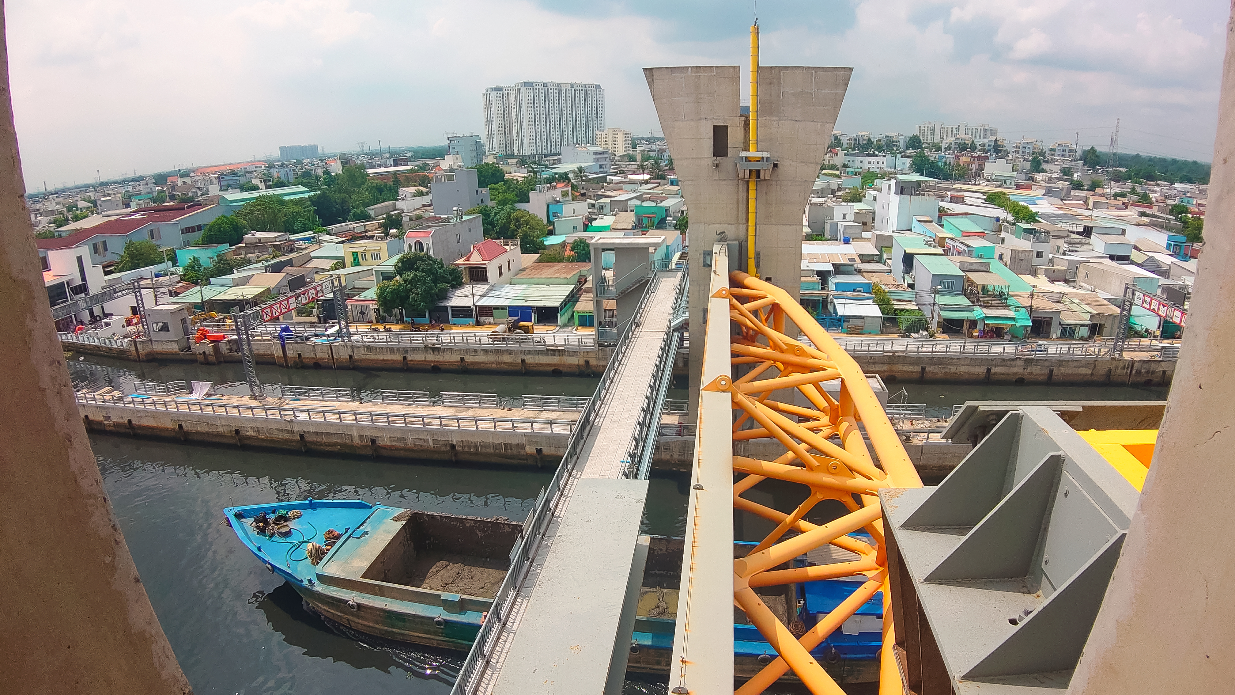 Sắp vận h&agrave;nh dự &aacute;n ngăn triều gần 10.000 tỉ đồng sau nhiều năm chờ đợi- Ảnh 19.