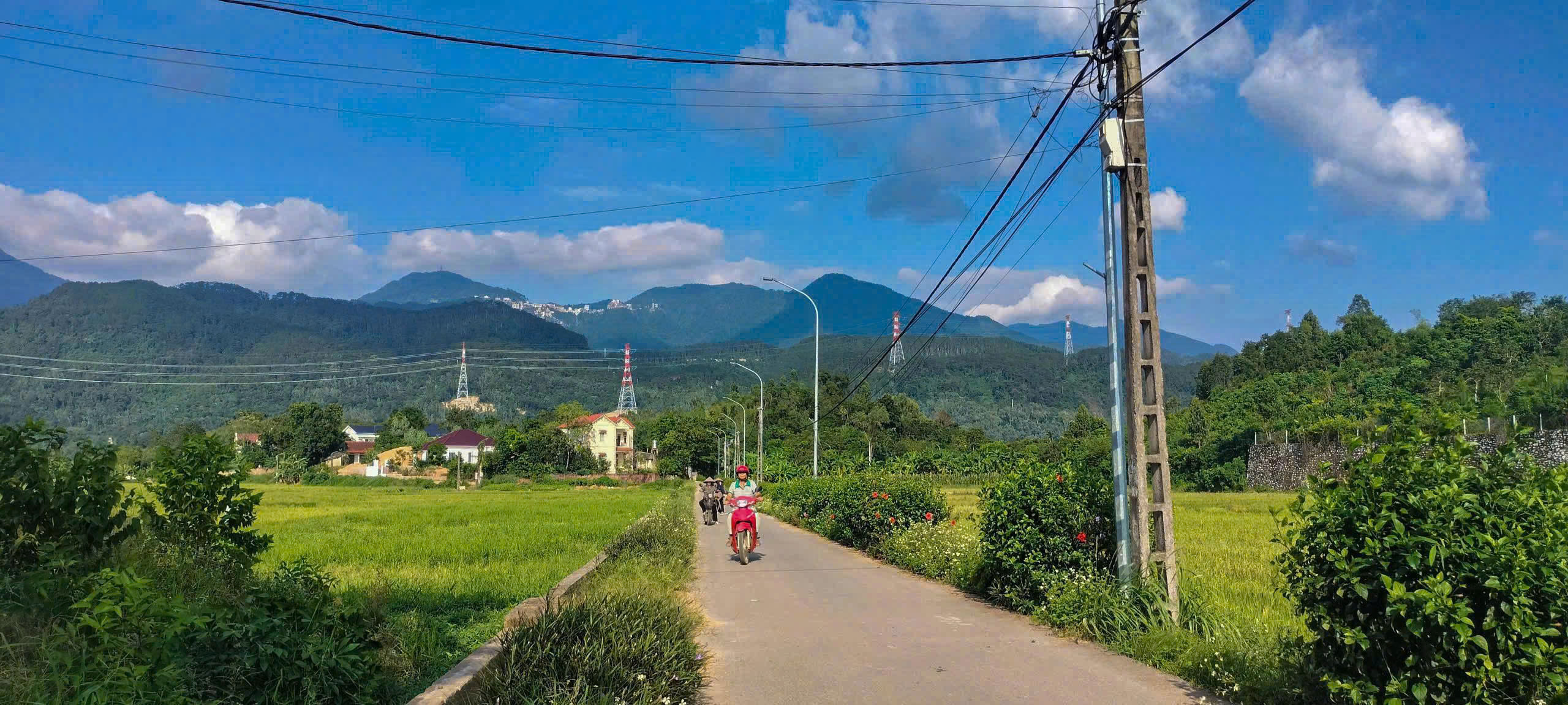 Tam Đảo lấy hạ tầng mở kh&ocirc;ng gian ph&aacute;t triển, n&acirc;ng chất n&ocirc;ng th&ocirc;n mới  - Ảnh 4.