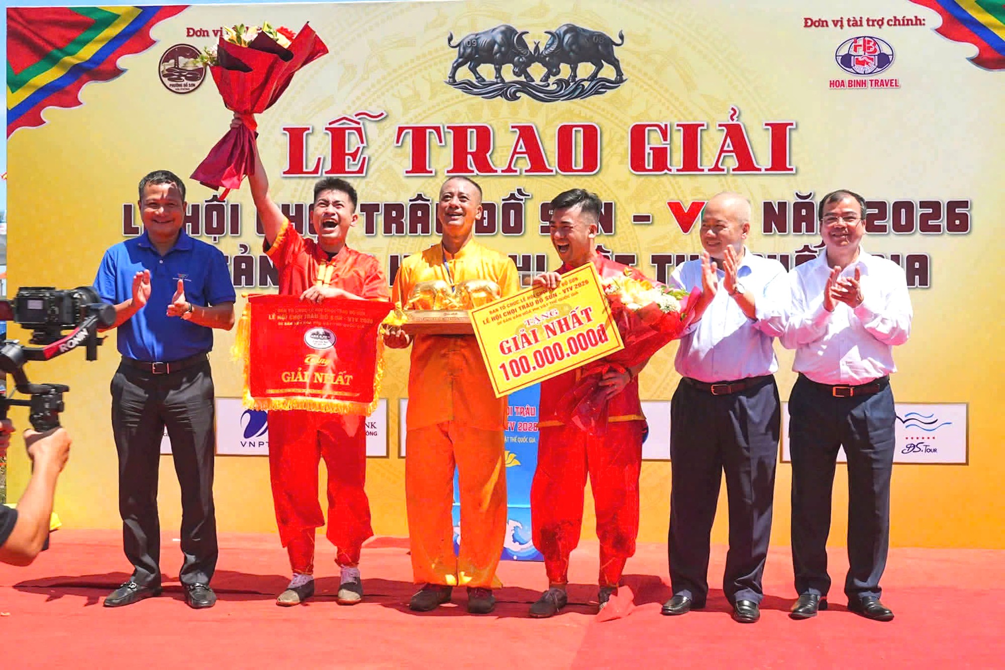 Hấp dẫn vòng chung kết Lễ hội chọi trâu truyền thống Đồ Sơn 2026- Ảnh 1.