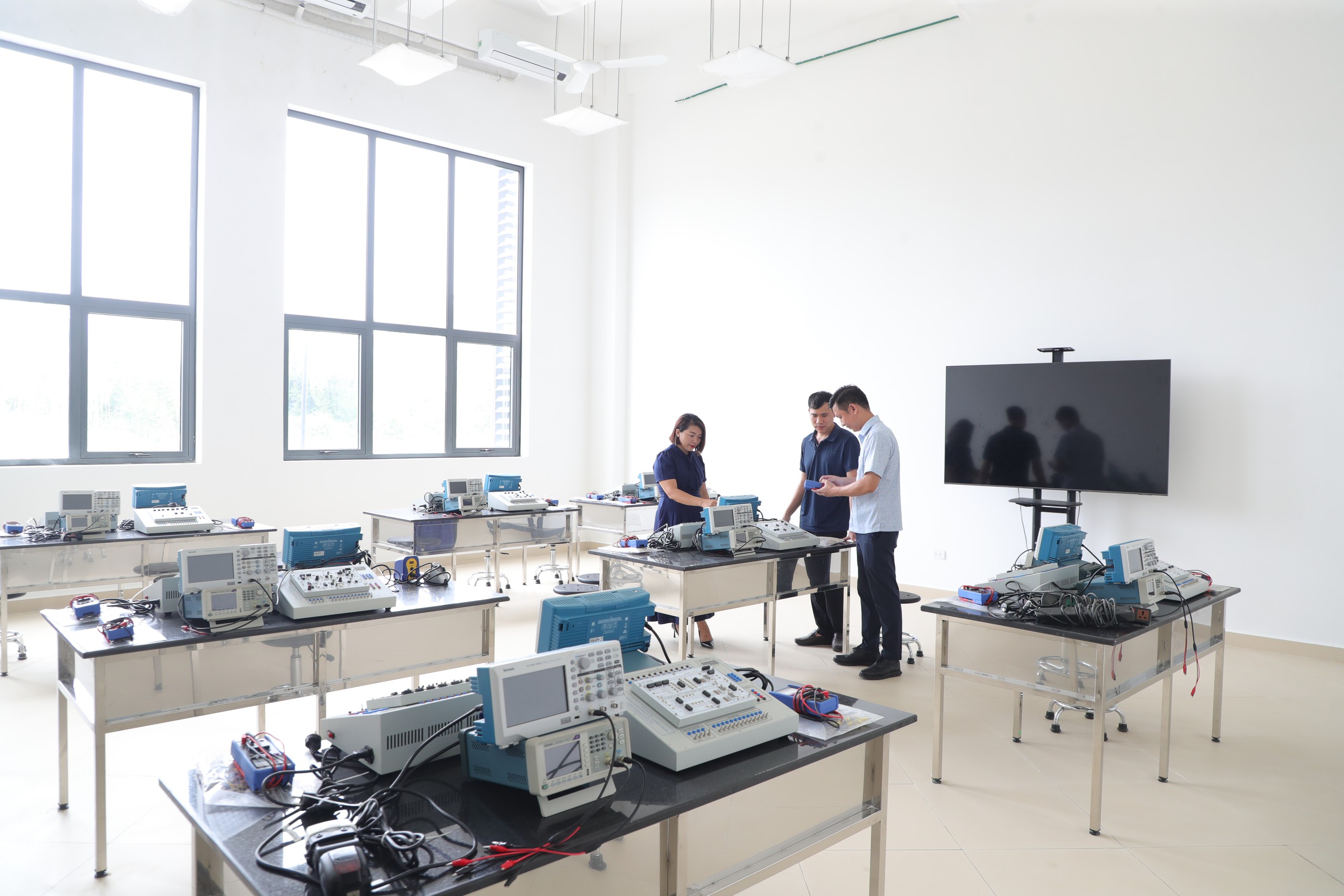 Kh&aacute;m ph&aacute; kh&ocirc;ng gian mới đ&ocirc; thị đại học H&ograve;a Lạc sau 13 năm x&acirc;y dựng- Ảnh 10.