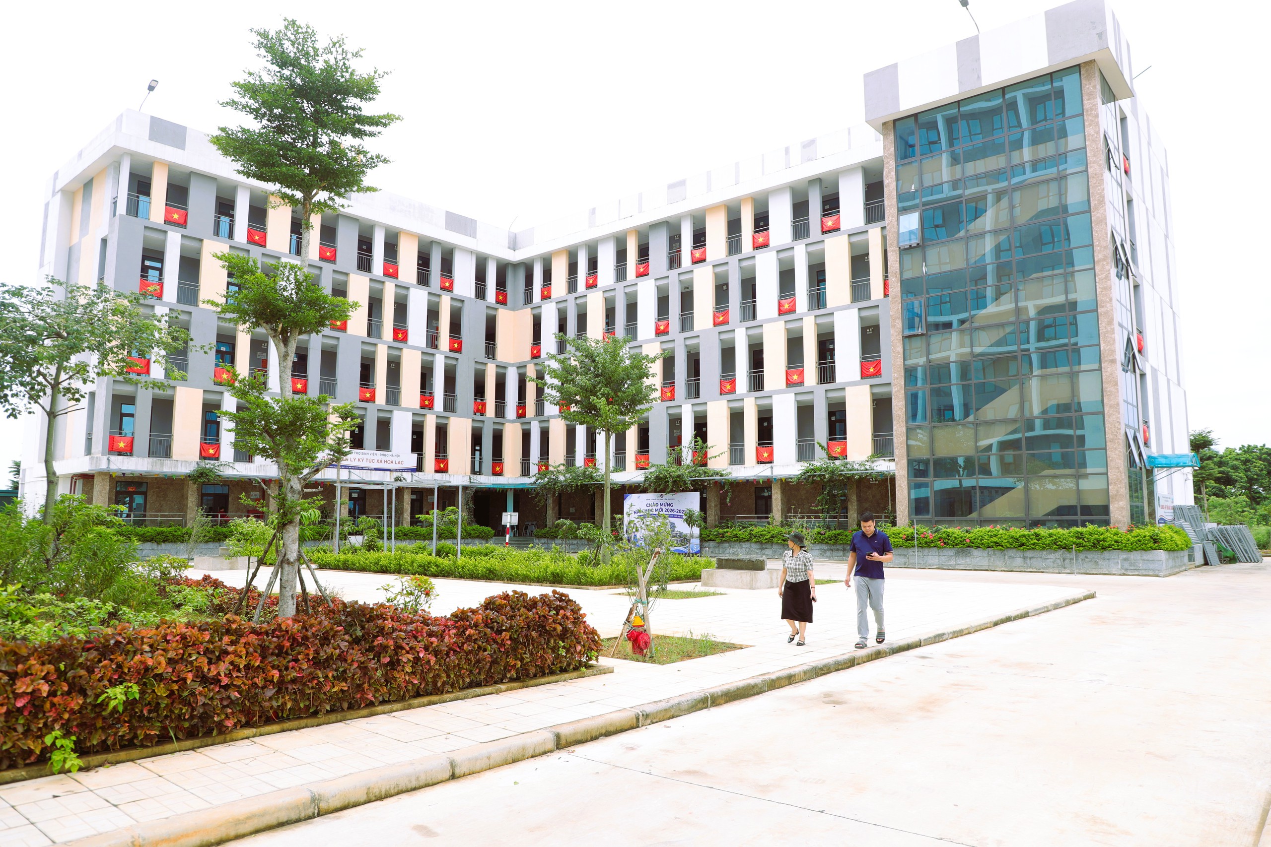 Kh&aacute;m ph&aacute; kh&ocirc;ng gian mới đ&ocirc; thị đại học H&ograve;a Lạc sau 13 năm x&acirc;y dựng- Ảnh 19.