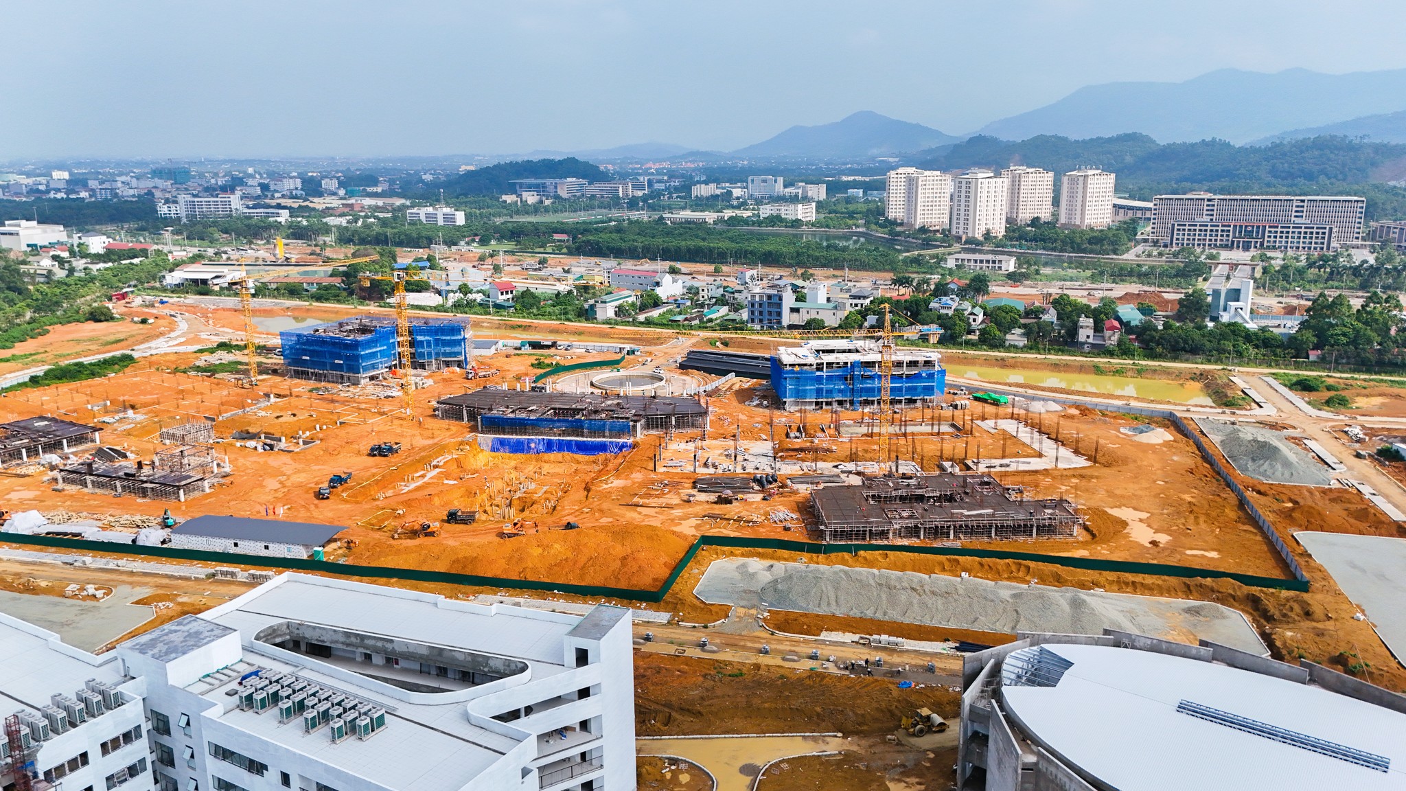 Kh&aacute;m ph&aacute; kh&ocirc;ng gian mới đ&ocirc; thị đại học H&ograve;a Lạc sau 13 năm x&acirc;y dựng- Ảnh 39.