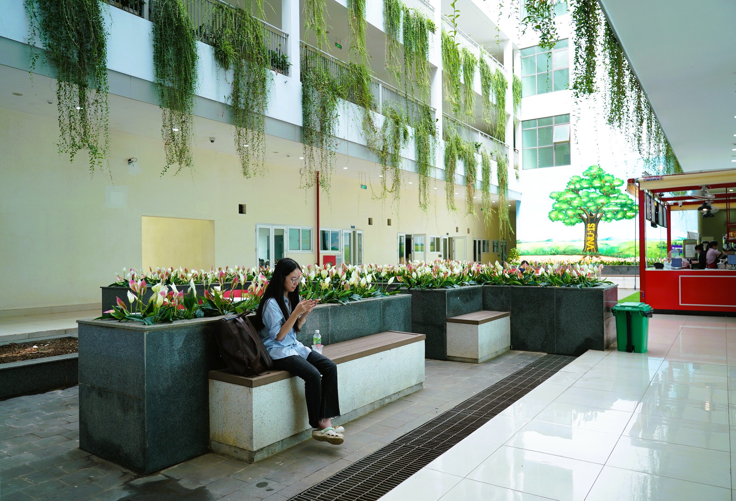 Kh&aacute;m ph&aacute; kh&ocirc;ng gian mới đ&ocirc; thị đại học H&ograve;a Lạc sau 13 năm x&acirc;y dựng- Ảnh 8.