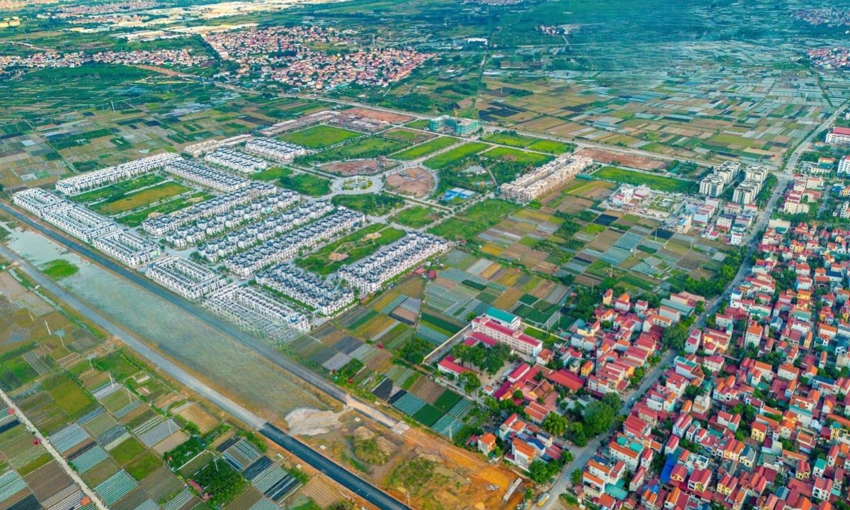 Chính phủ yêu cầu khẩn trương hoàn thiện dự án luật liên quan đất đai, nhà ở, bất động sản- Ảnh 2.