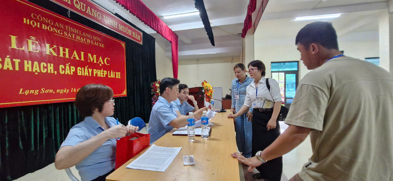 Nhiều giải ph&aacute;p n&acirc;ng cao chất lượng đ&agrave;o tạo l&aacute;i xe tại Lạng Sơn- Ảnh 3.