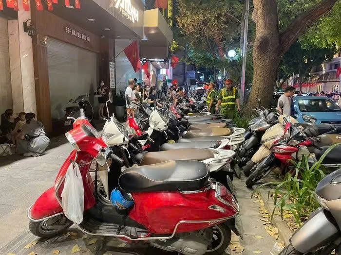 H&agrave; Nội xử phạt 11 điểm tr&ocirc;ng giữ xe sai quy định dịp nghỉ lễ Quốc kh&aacute;nh 2/9 - Ảnh 1.
