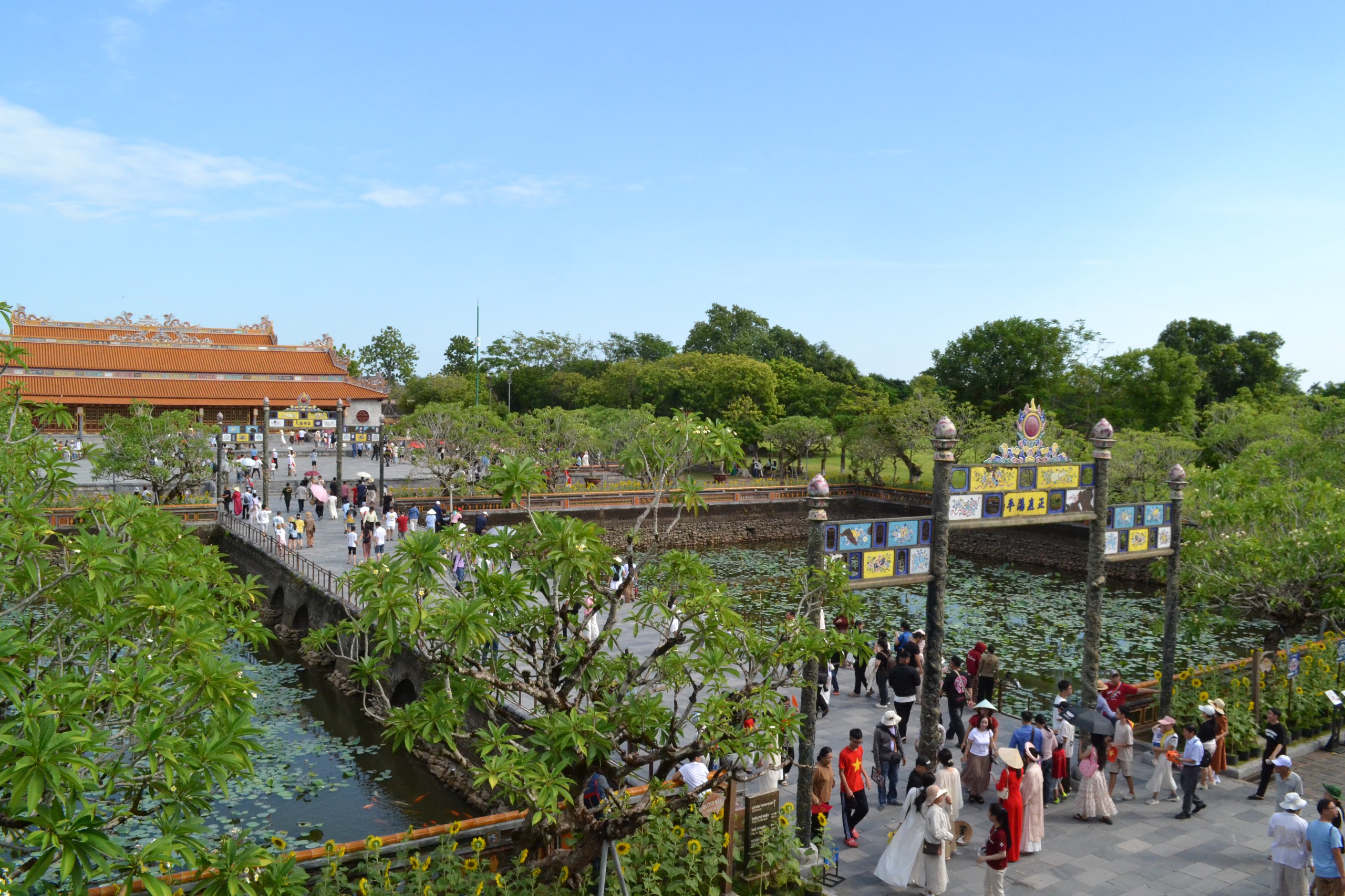 Miền Trung: Du lịch bội thu trong 5 ng&agrave;y lễ 2/9 - Ảnh 1.