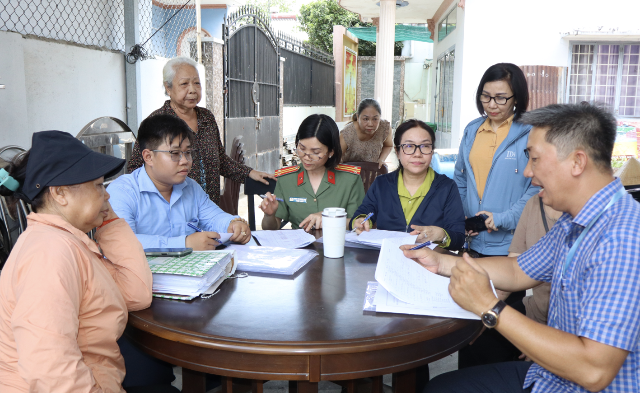 Đường ven s&ocirc;ng C&aacute;i xuy&ecirc;n trung t&acirc;m th&agrave;nh phố Đồng Nai tăng tốc thi c&ocirc;ng- Ảnh 10.