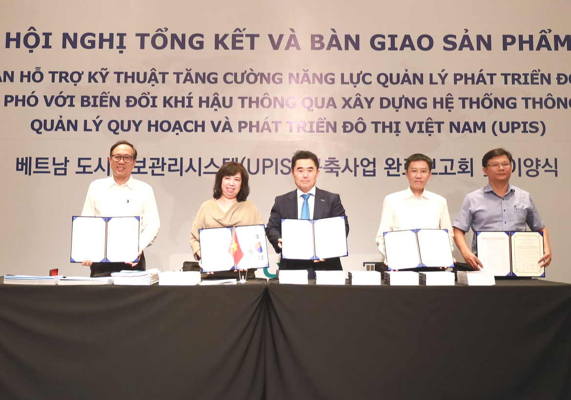 Đẩy mạnh ứng dụng hệ thống cơ sở dữ liệu v&agrave;o quản l&yacute; quy hoạch, ph&aacute;t triển đ&ocirc; thị- Ảnh 6.