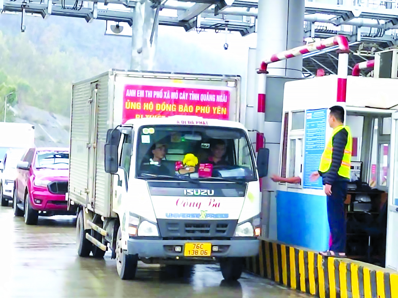 Cần cơ chế kiểm soát xe được miễn phí cao tốc - Ảnh 1.