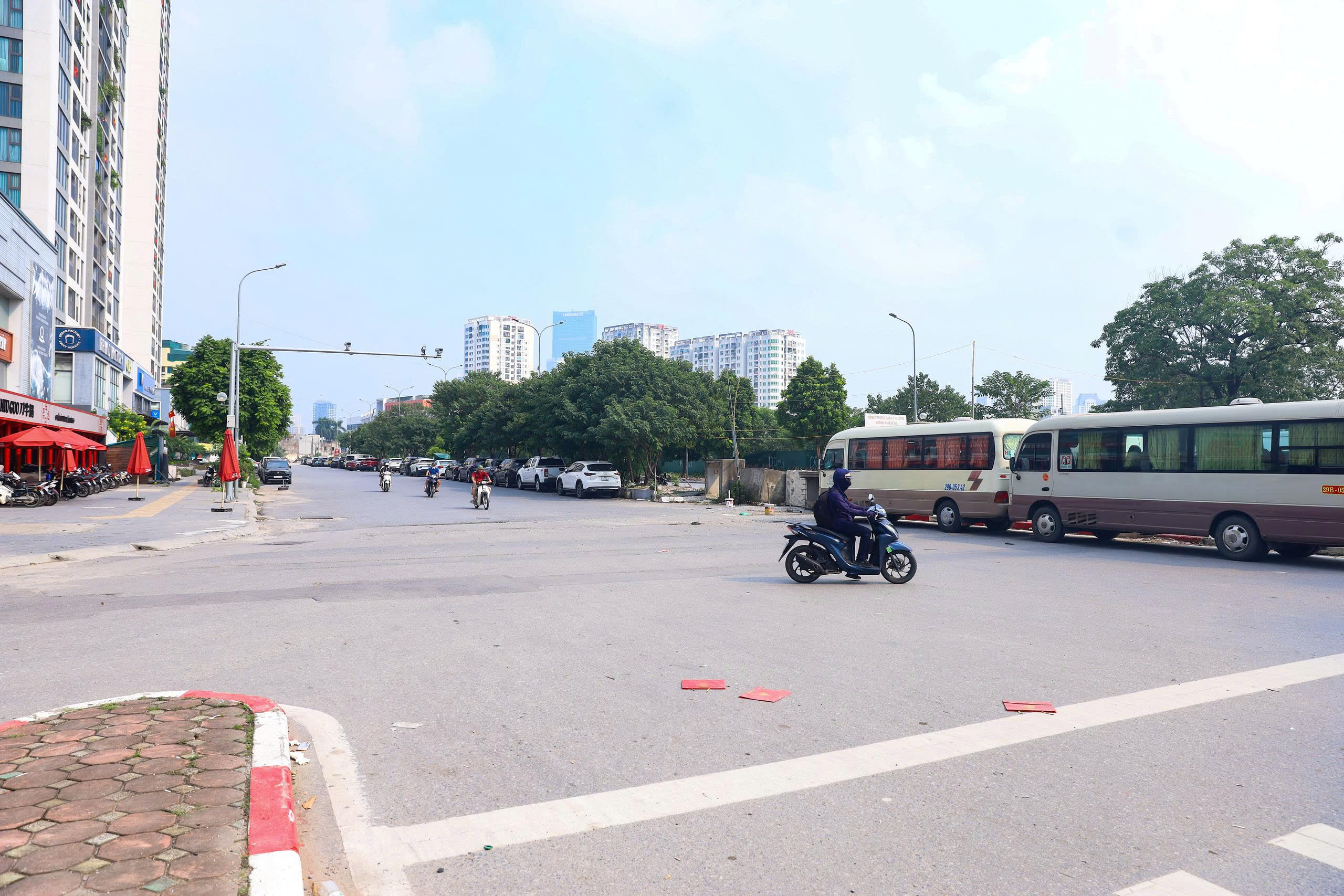Cận cảnh đường nối Phạm H&ugrave;ng - L&ecirc; Đức Thọ sắp được nối th&ocirc;ng sau gần 10 năm vướng mặt bằng- Ảnh 12.