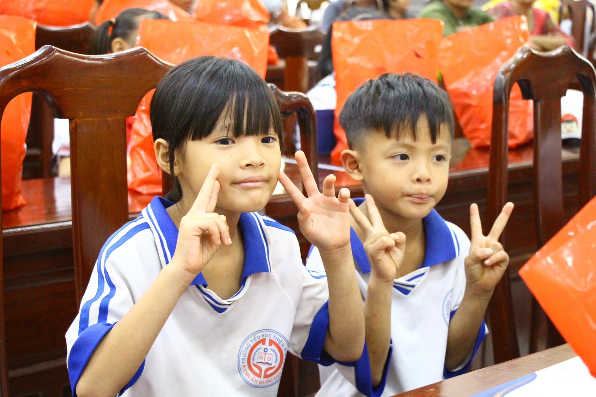 10.000 phần qu&agrave; Trung thu đến với thiếu nhi v&ugrave;ng bi&ecirc;n giới, d&acirc;n tộc thiểu số v&agrave; miền n&uacute;i- Ảnh 3.