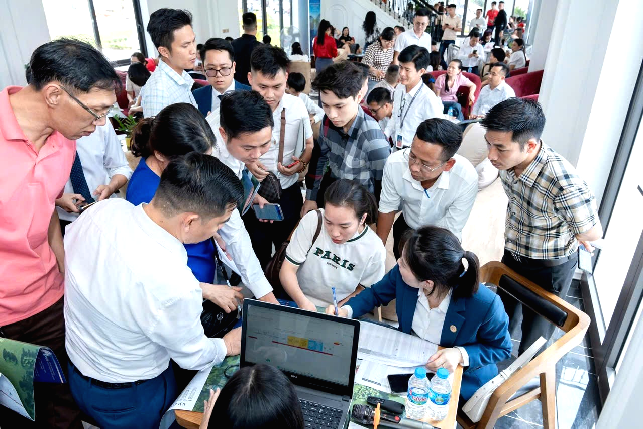 H&agrave; Nội l&ecirc;n kế hoạch s&aacute;t hạch cấp chứng chỉ h&agrave;nh nghề m&ocirc;i giới bất động sản qu&yacute; IV/2026 - Ảnh 1.