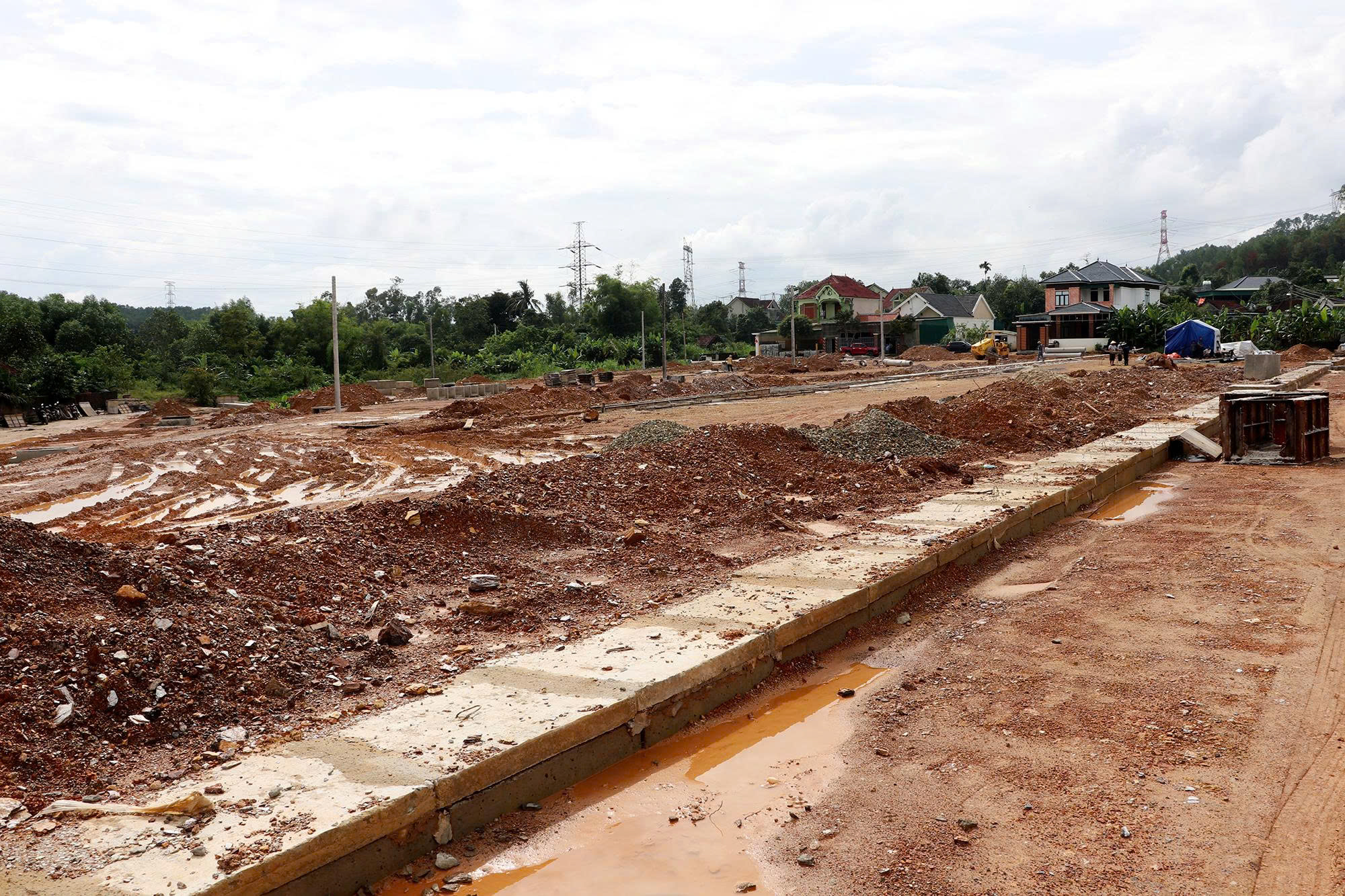 Chuyển biến tích cực ở xã “đội sổ” GPMB cao tốc sau điều chuyển lãnh đạo- Ảnh 6.
