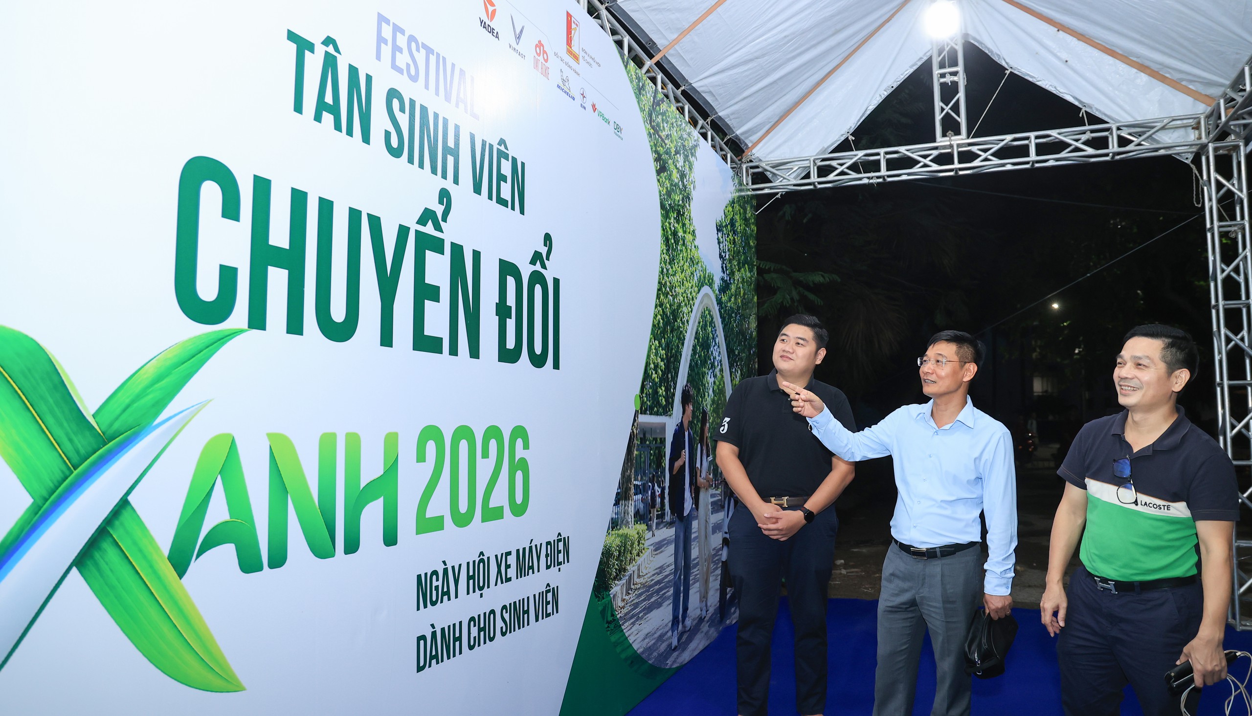 Tất bật chuẩn bị Festival Tân sinh viên chuyển đổi xanh- Ảnh 15.