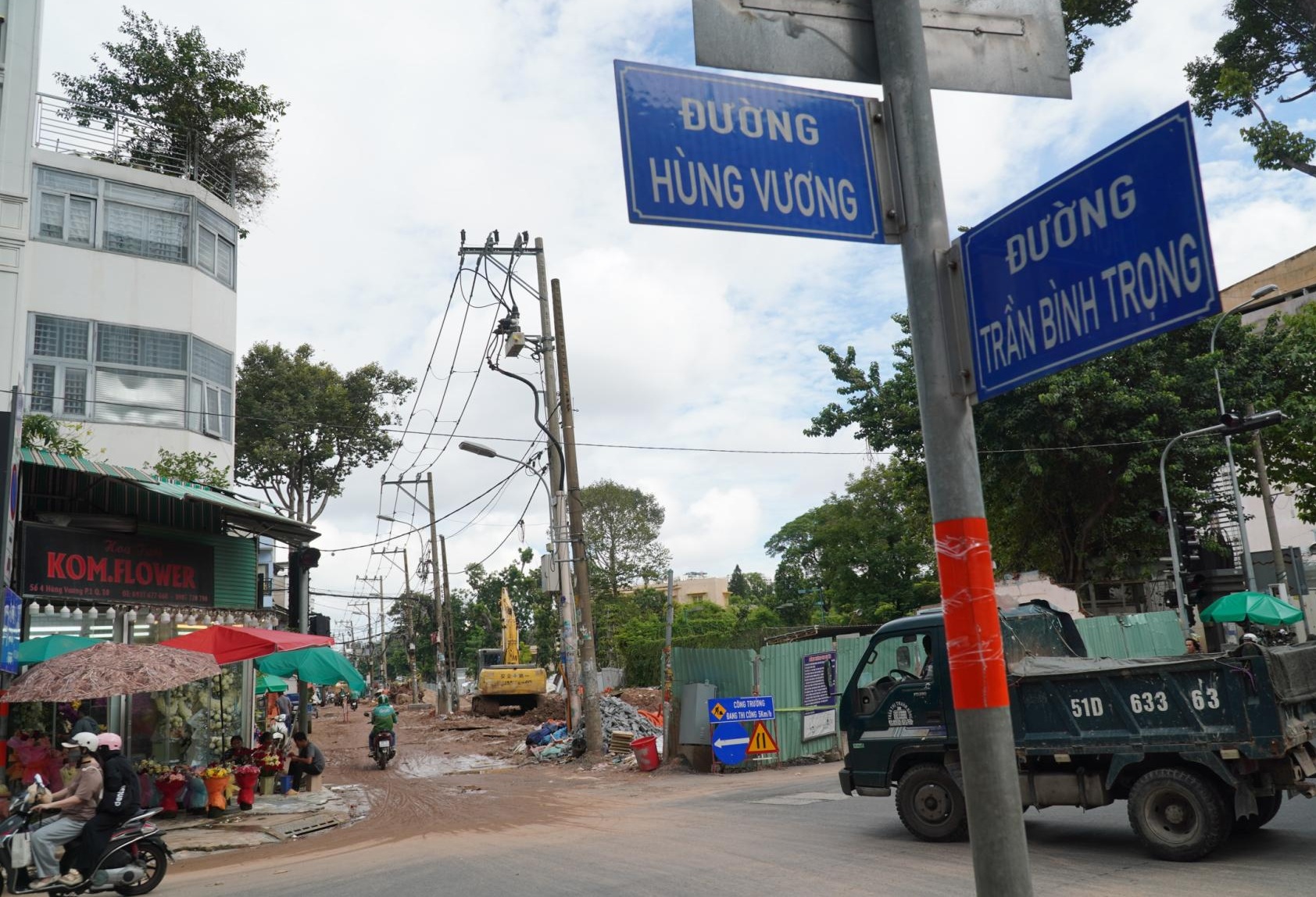 TP.HCM: Cận cảnh đường Trần B&igrave;nh Trọng sau 5 th&aacute;ng thi c&ocirc;ng, mở rộng gần 5 lần- Ảnh 12.