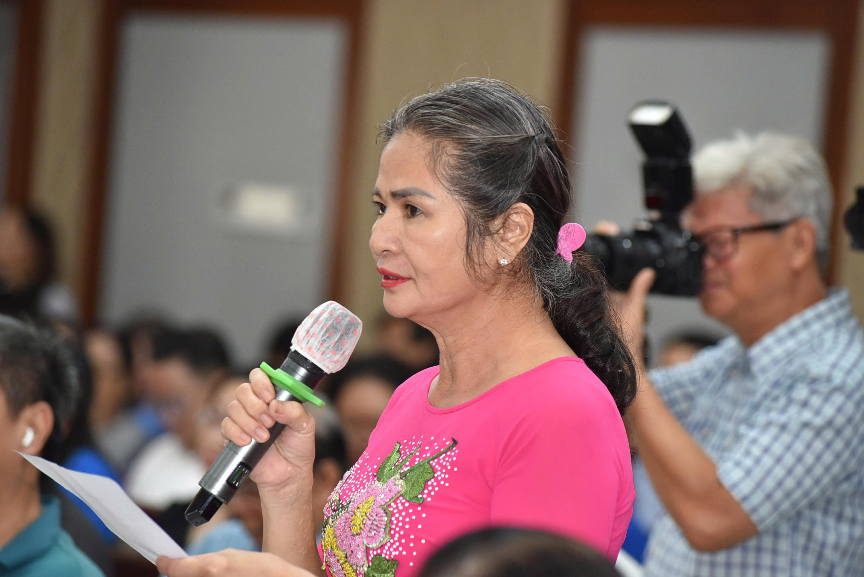 Bí thư Trần Lưu Quang: TP.HCM không cấm xe xăng, ưu tiên giao thông công cộng- Ảnh 2.