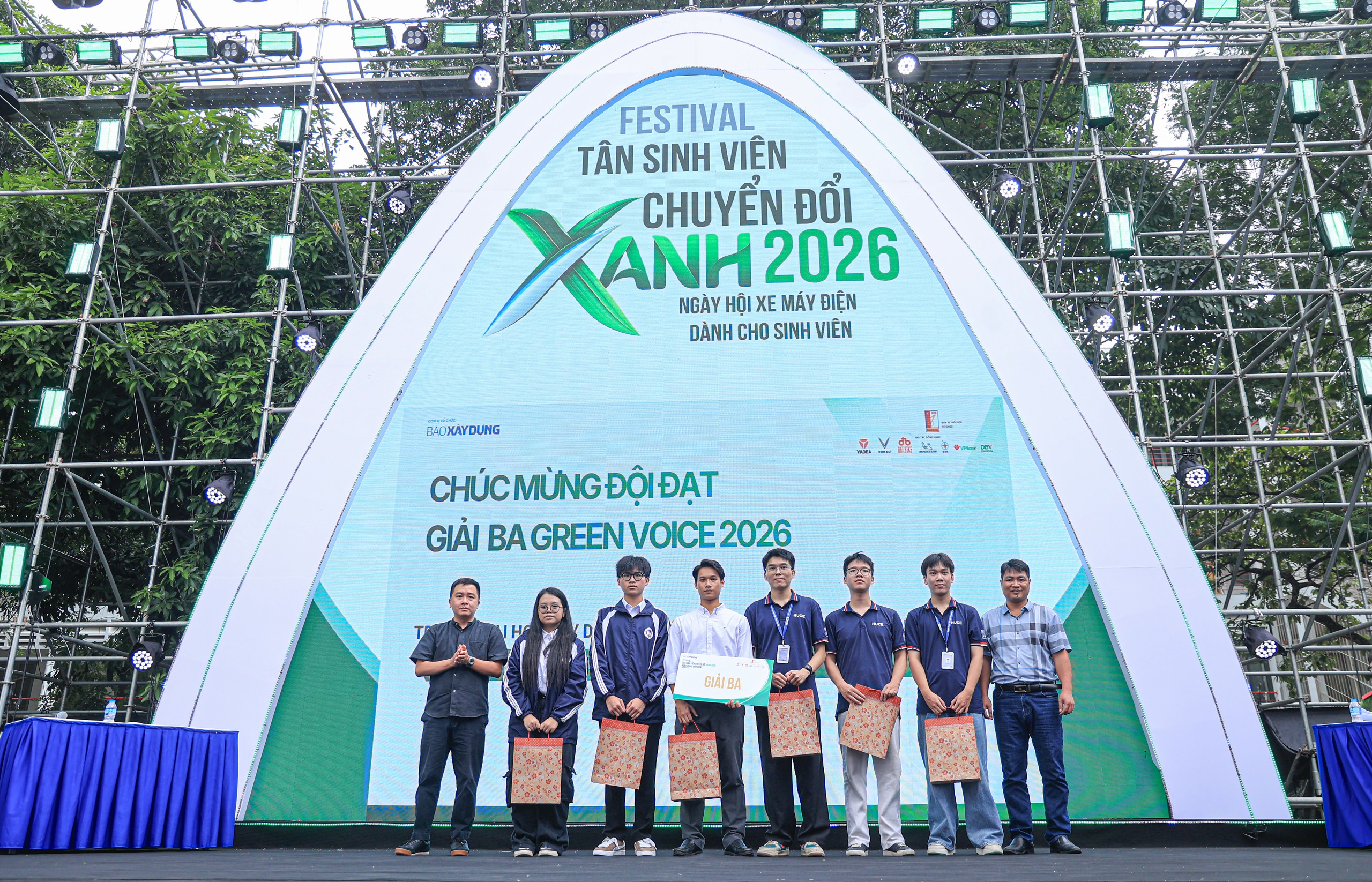 Festival chuyển đổi xanh: Sinh viên hào hứng tranh tài tại cuộc thi Green Voice - Ảnh 31.