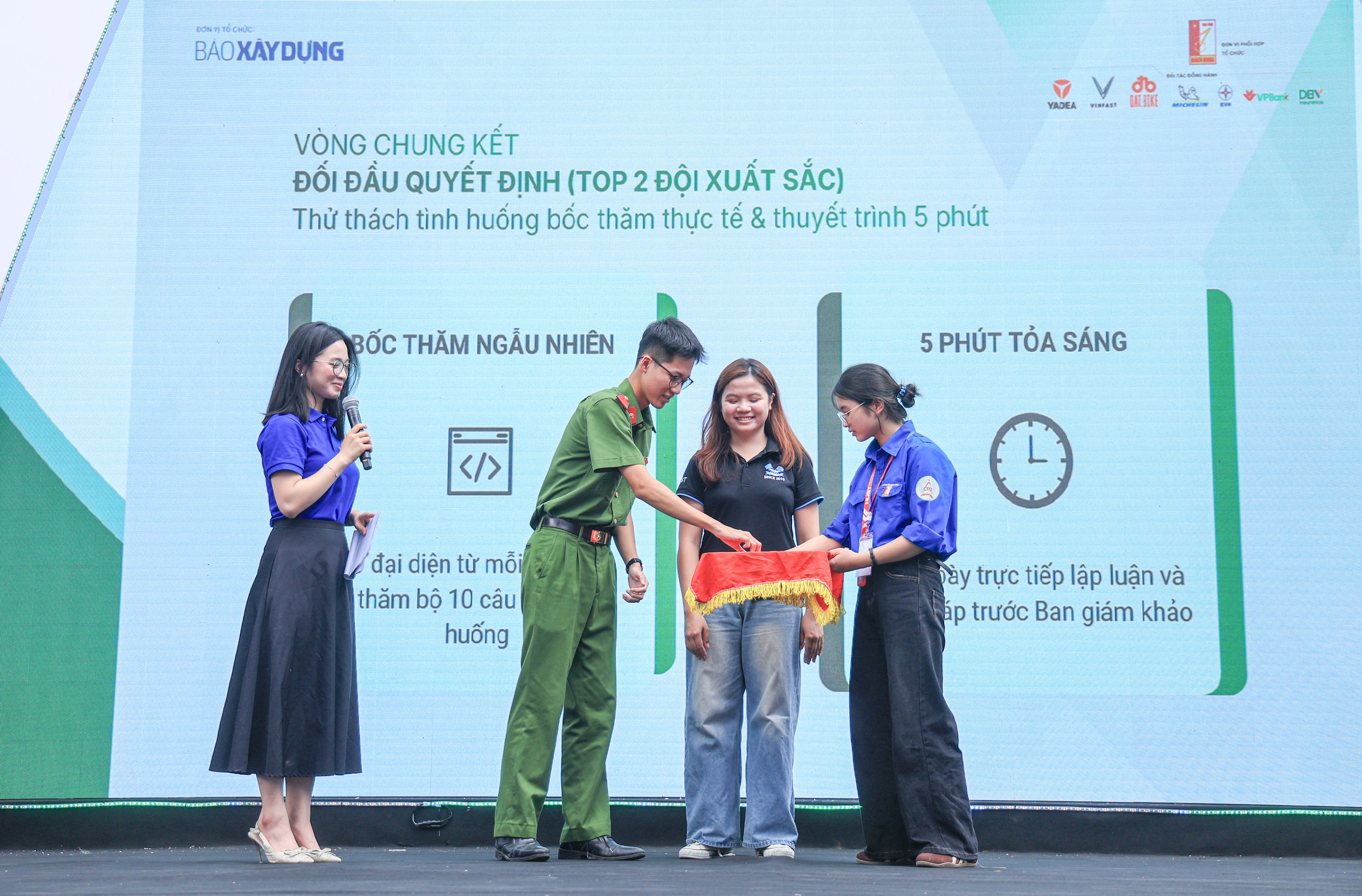 Festival chuyển đổi xanh: Sinh viên hào hứng tranh tài tại cuộc thi Green Voice - Ảnh 32.
