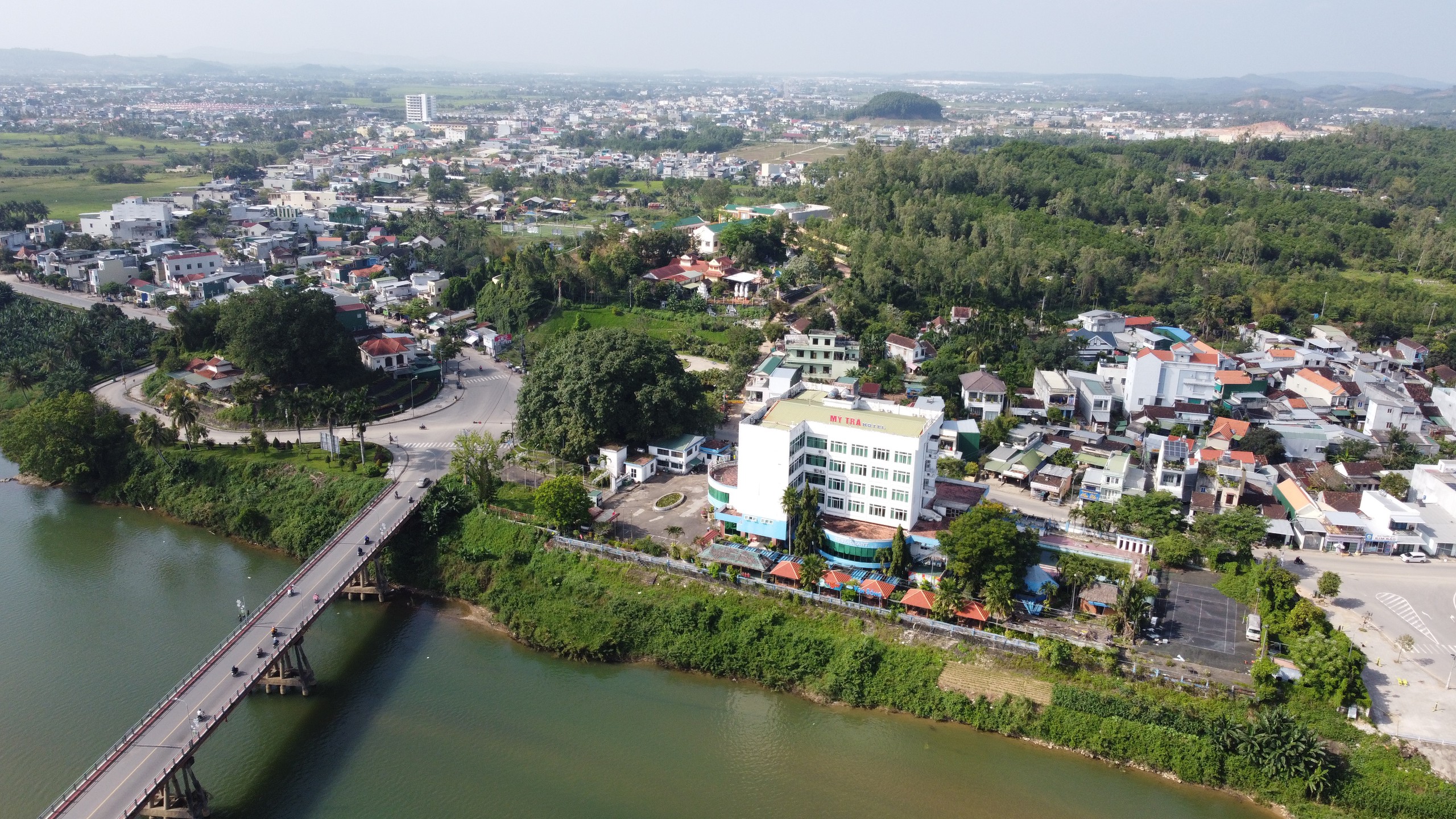 Quảng Ngãi chọn được nhà thầu thi công cầu Trà Khúc 1 hơn 2.000 tỷ đồng- Ảnh 3.