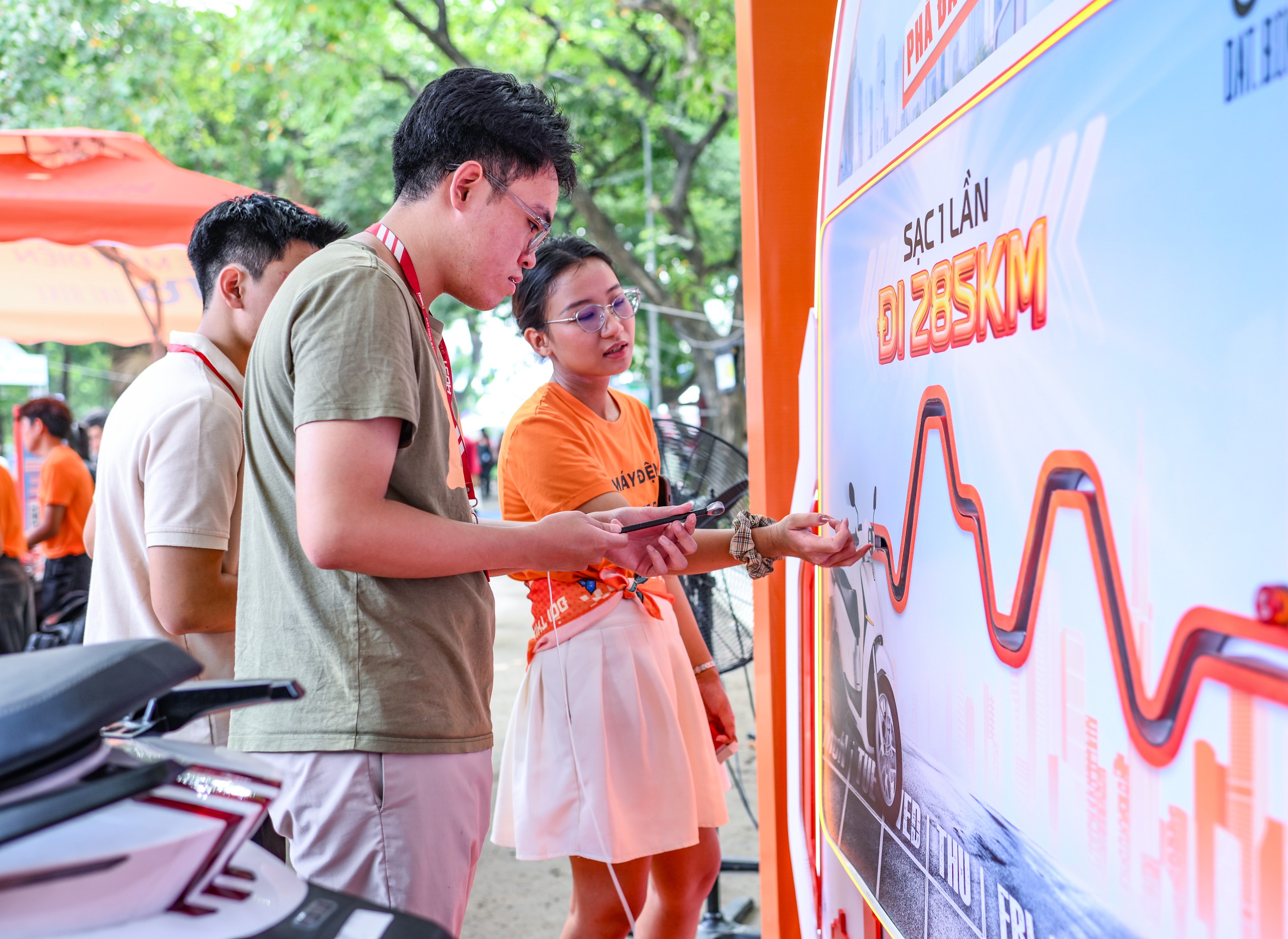 Hàng ngàn người hào hứng trải nghiệm Festival Tân sinh viên chuyển đổi xanh - Ảnh 16.